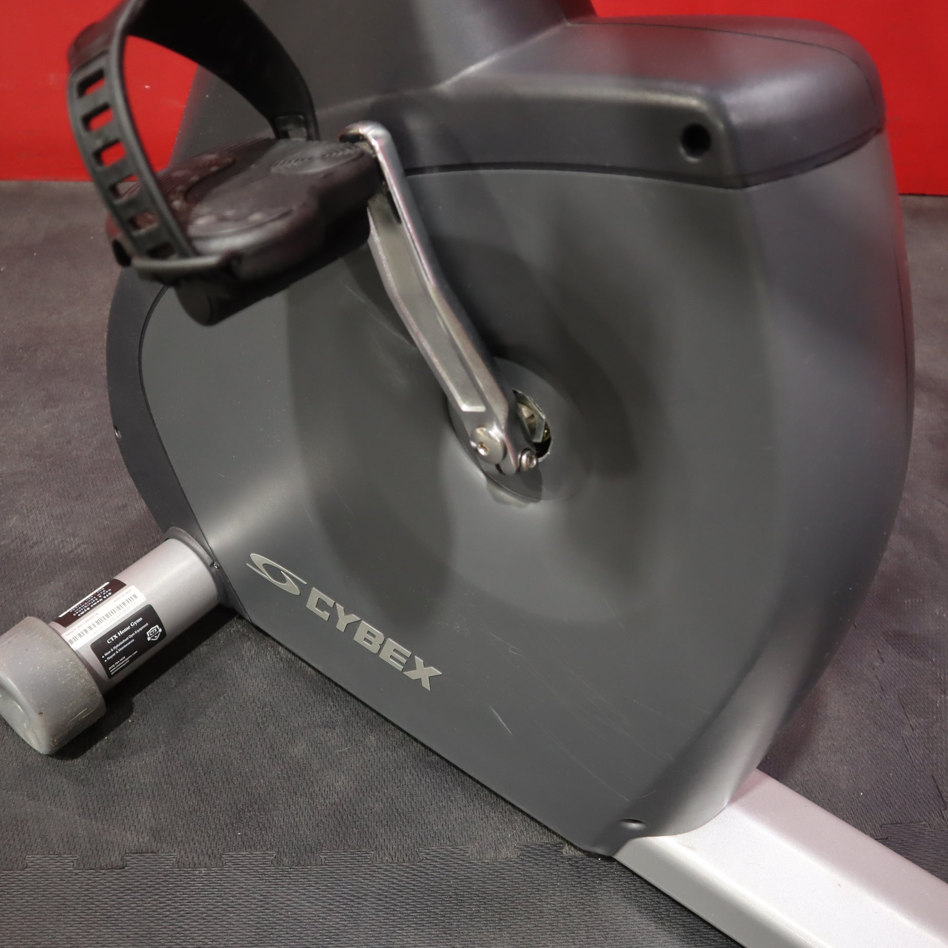 Cybex 625R Recumbent Bike w/ E3 Console (Remanufactured)