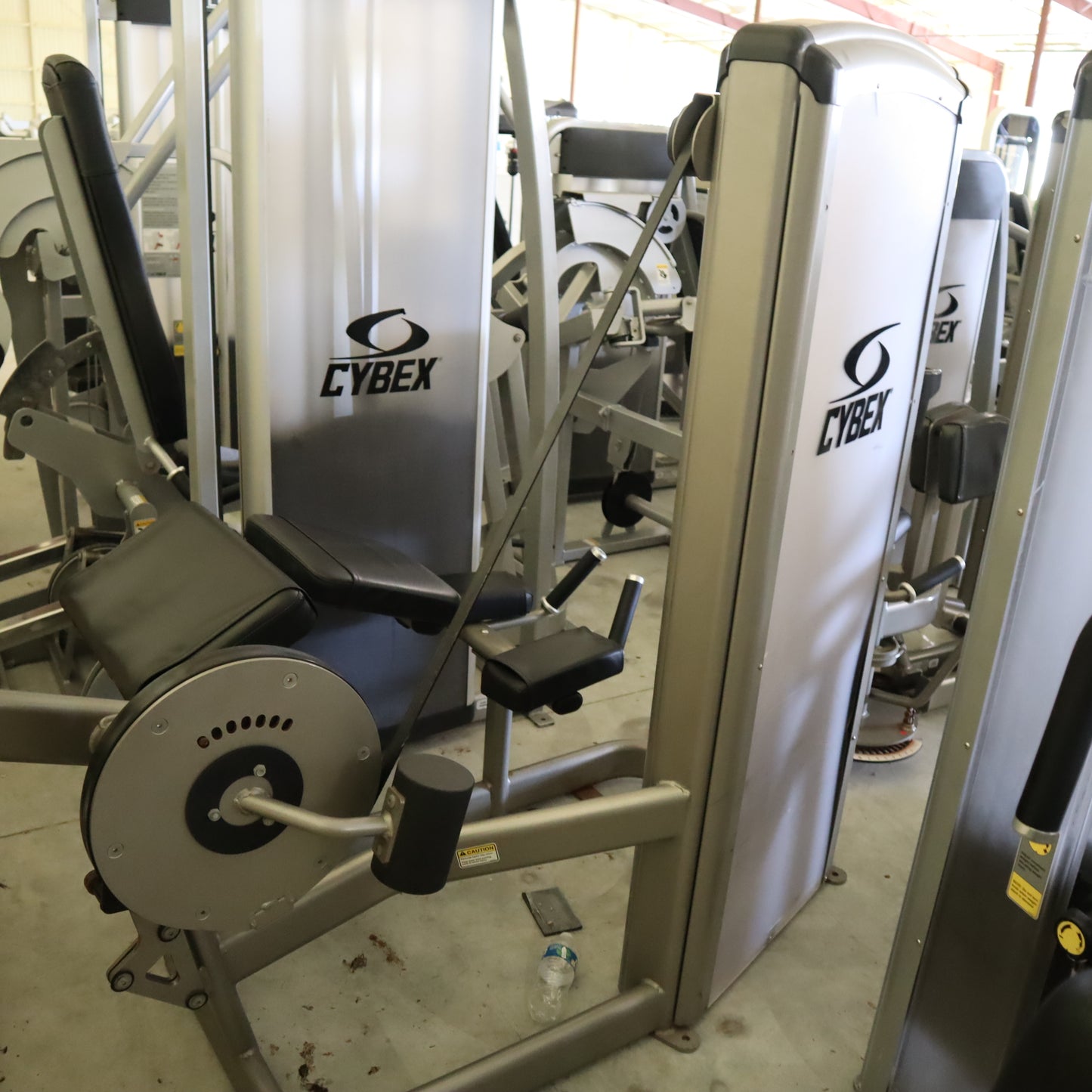 Precor EFX 835 Total Body Elliptical Trainer w/P30 Console (Converging Crossramp) *Refurbished*