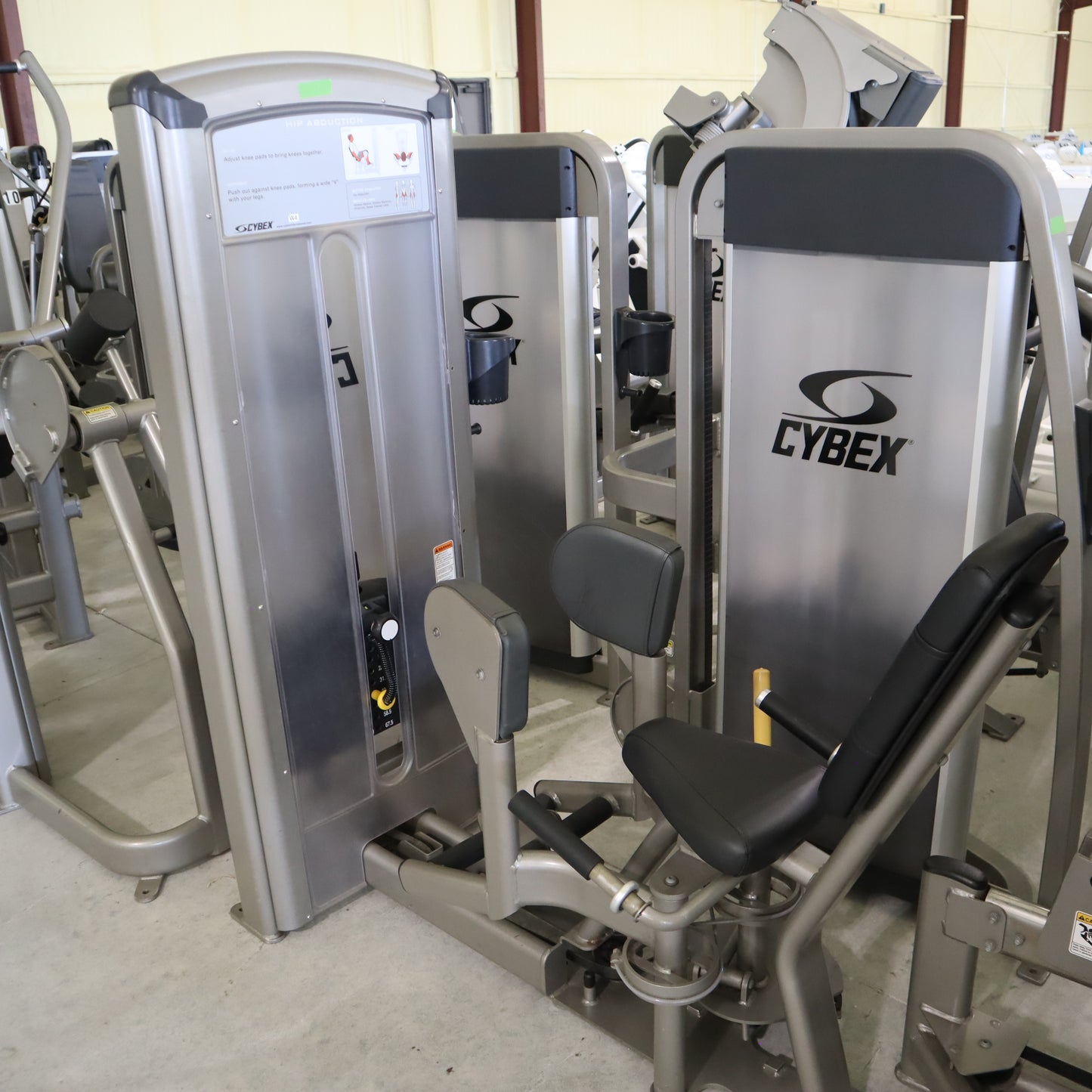 Precor EFX 835 Total Body Elliptical Trainer w/P30 Console (Converging Crossramp) *Refurbished*