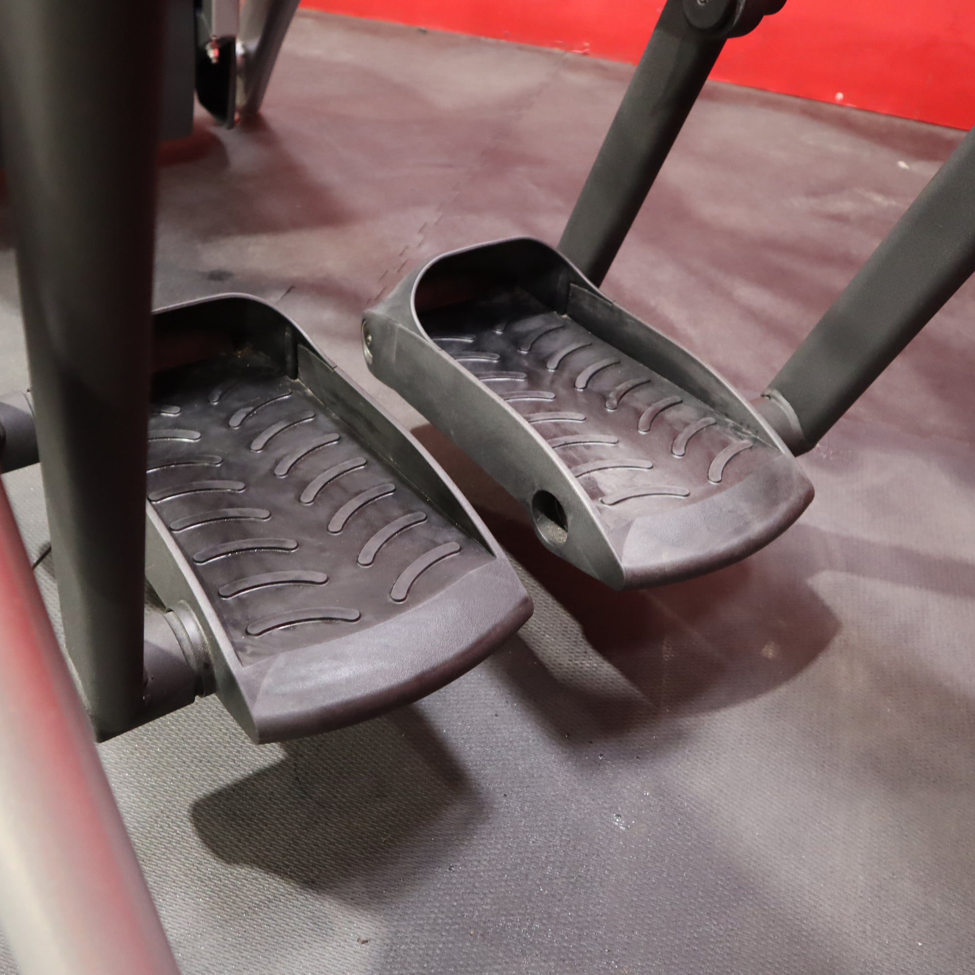 Cybex 626AT Arc Trainer (Remanufactured)