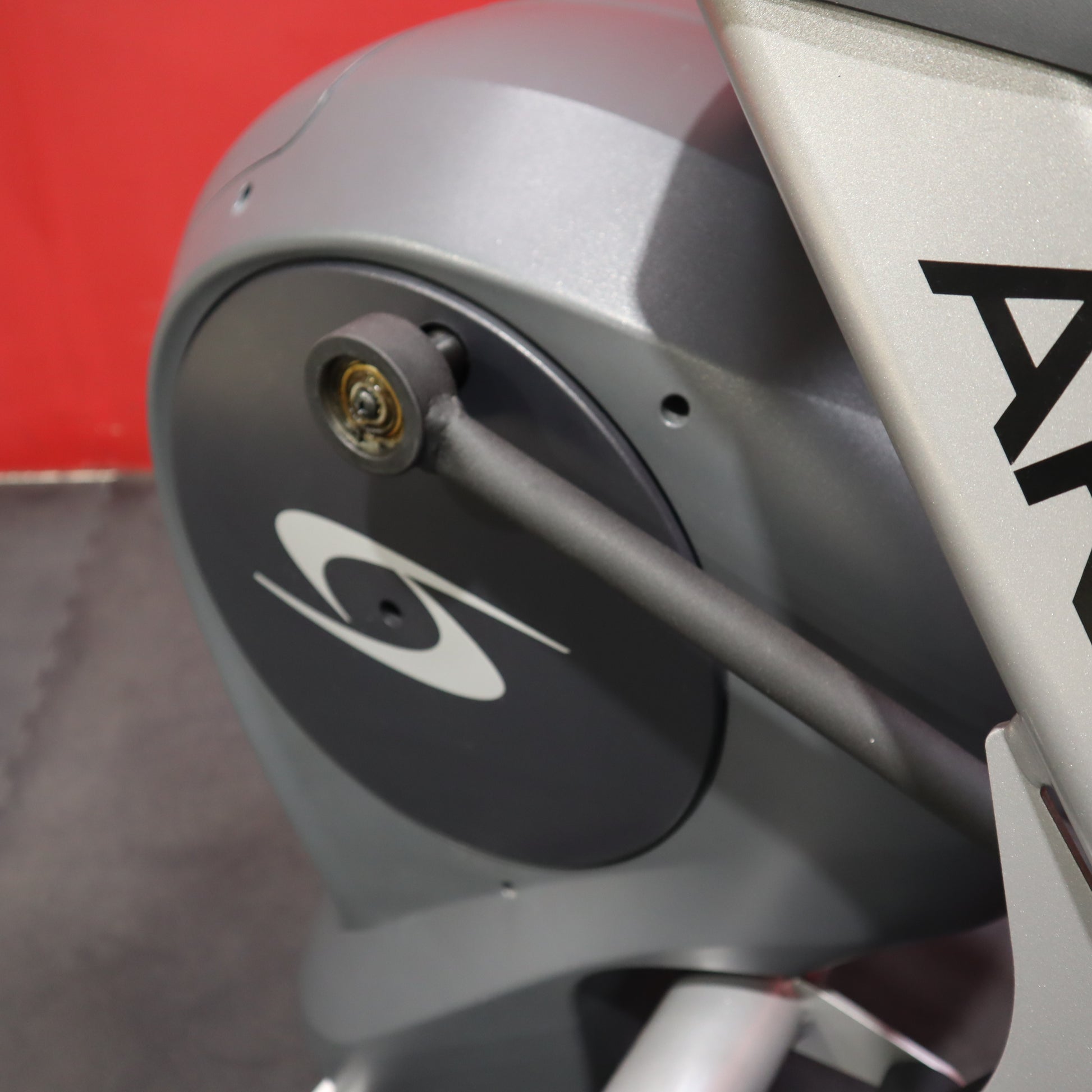 Cybex 626AT Arc Trainer (Remanufactured)