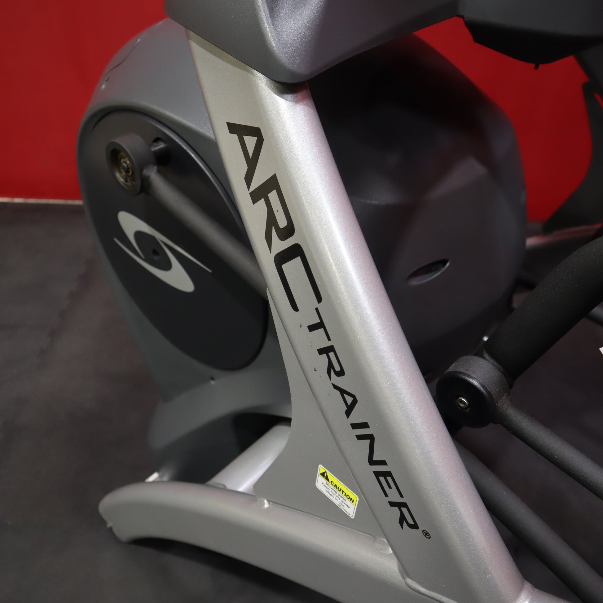 Cybex 626AT Arc Trainer (Remanufactured)