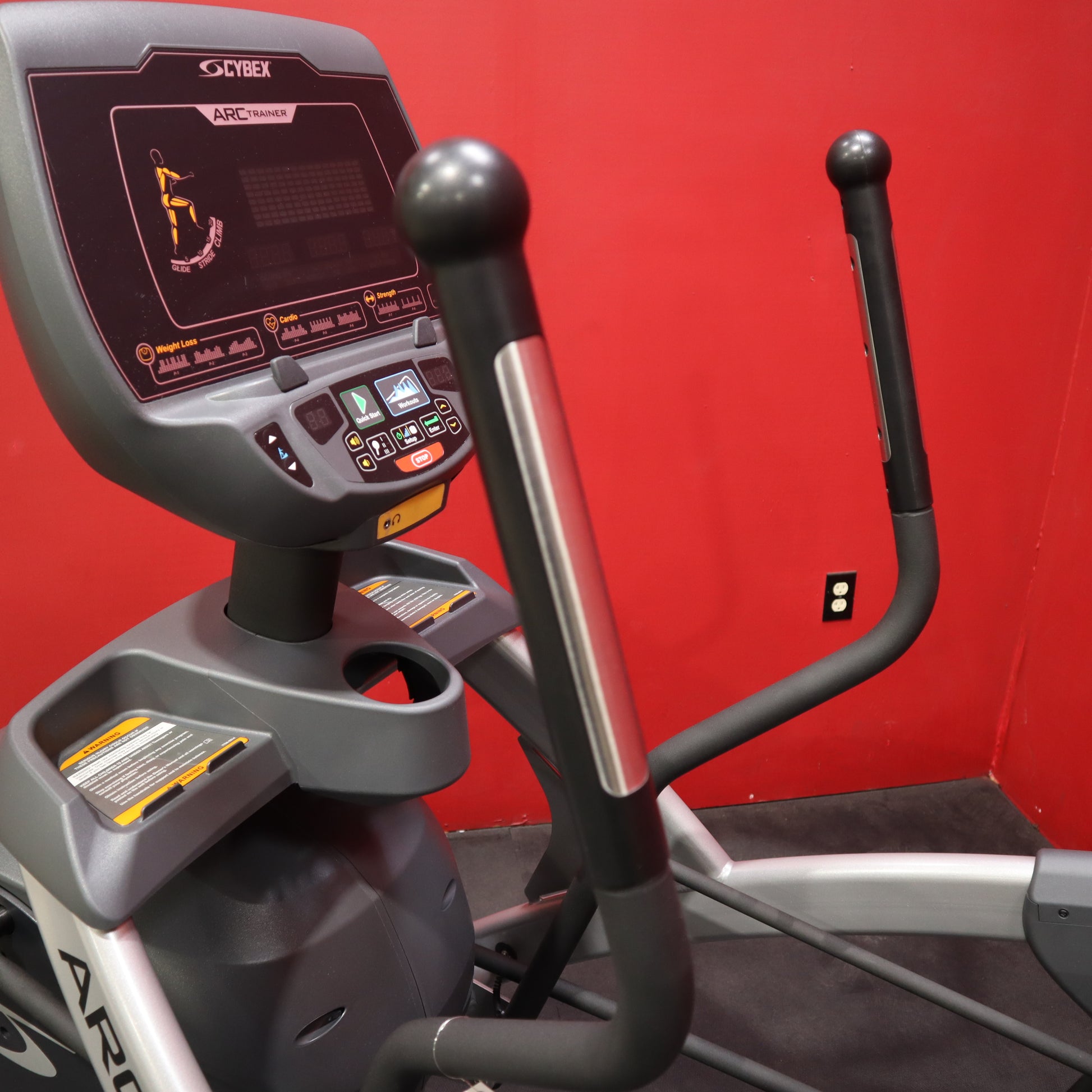Cybex 626AT Arc Trainer (Remanufactured)