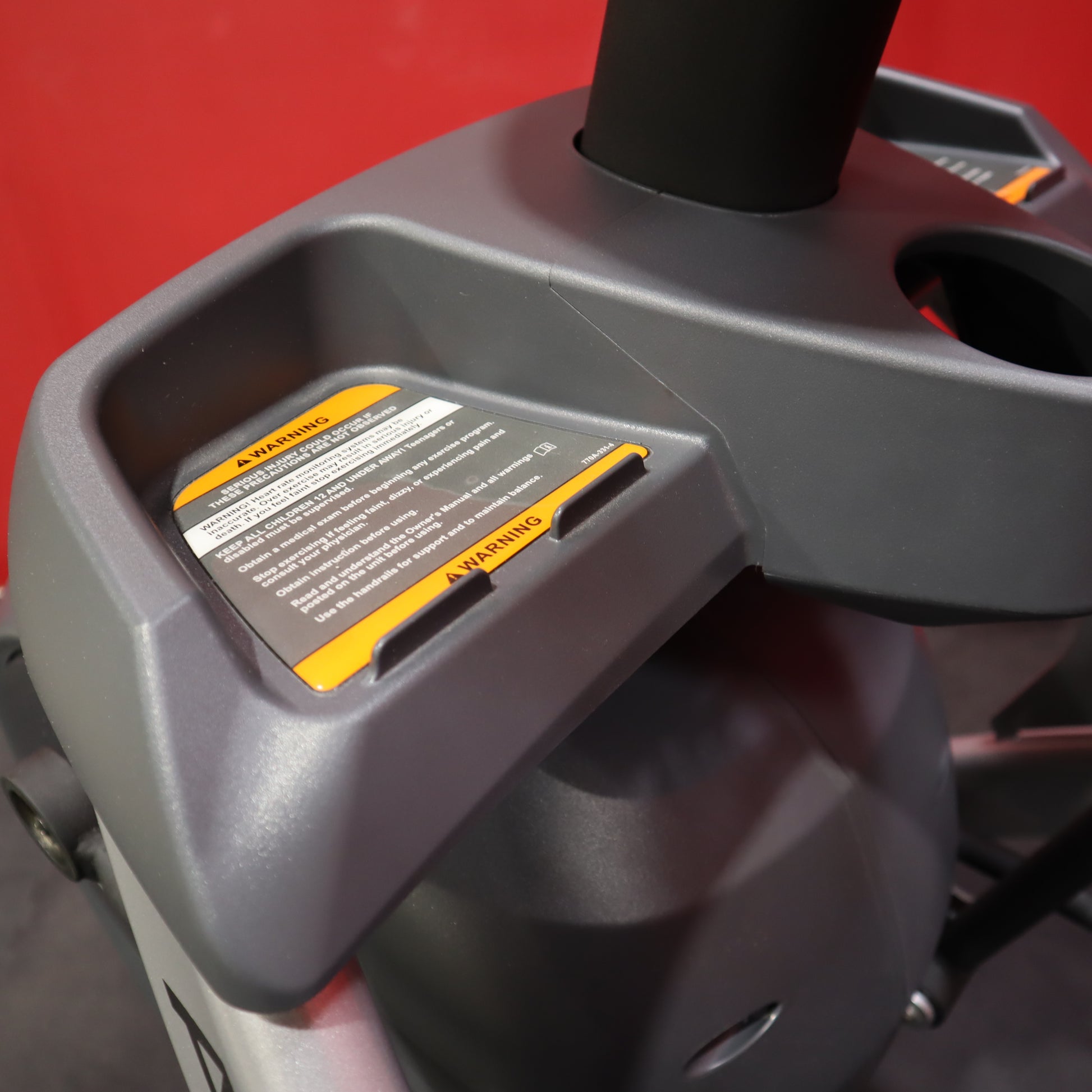 Cybex 626AT Arc Trainer (Remanufactured)