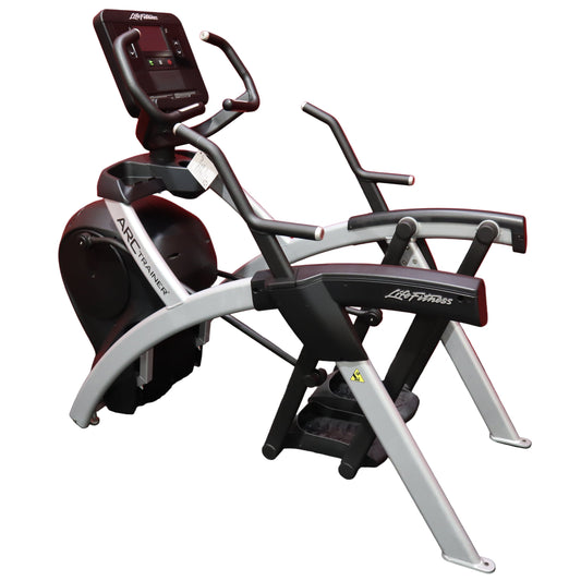 Life Fitness INTLS Lower Body Arc Trainer (Remanufactured)