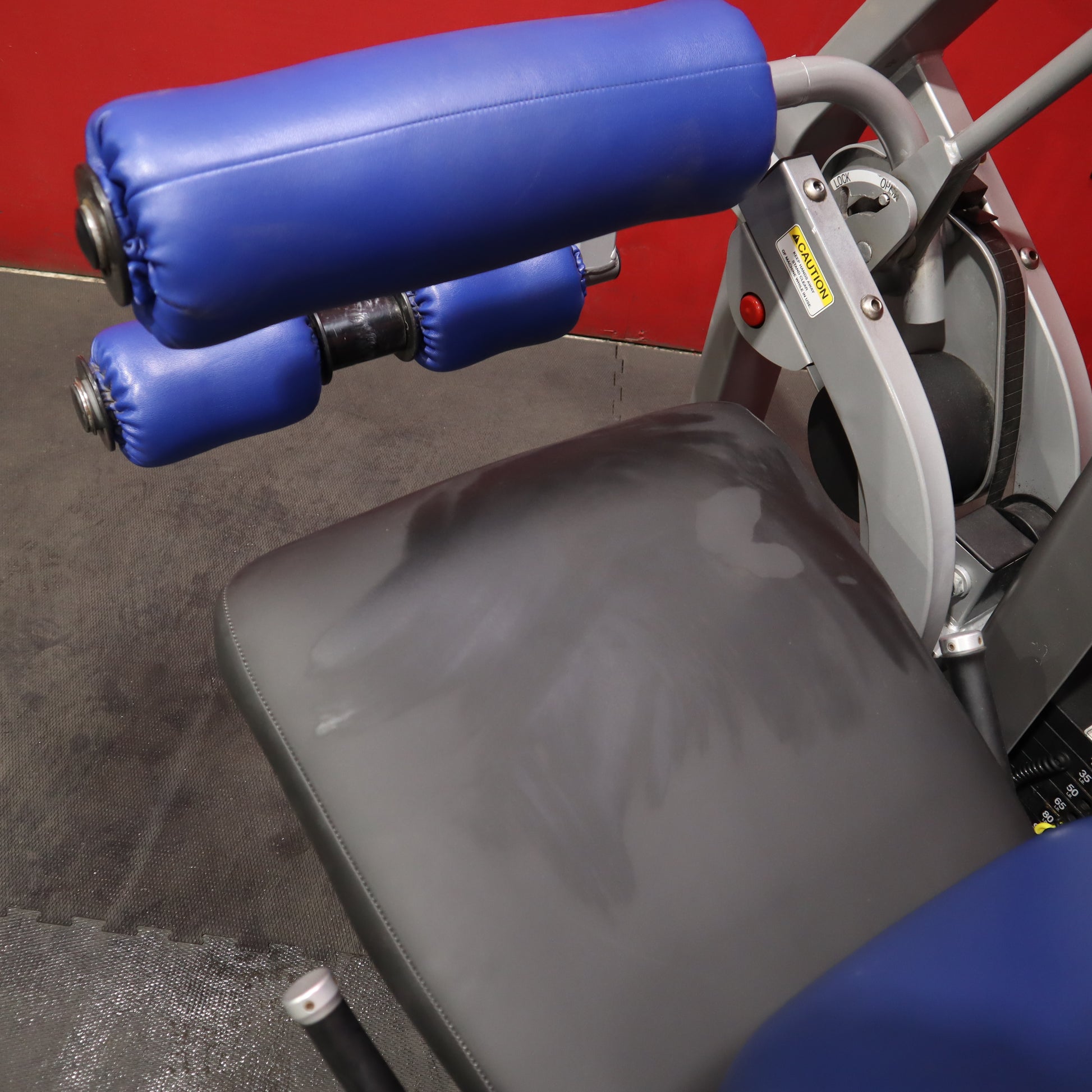 Nautilus Nitro Plus Seated Leg Curl (Remanufactured)