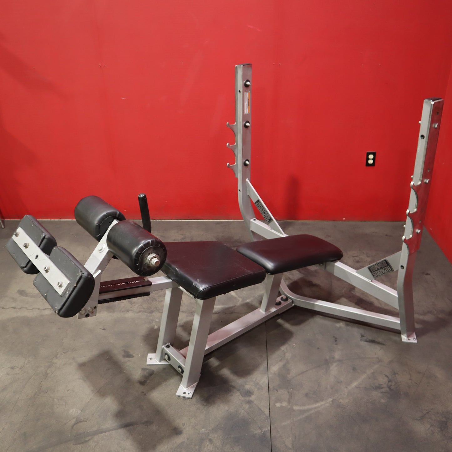 Inventario entrante: Banco incline Olympic incline Bench Press (usado)