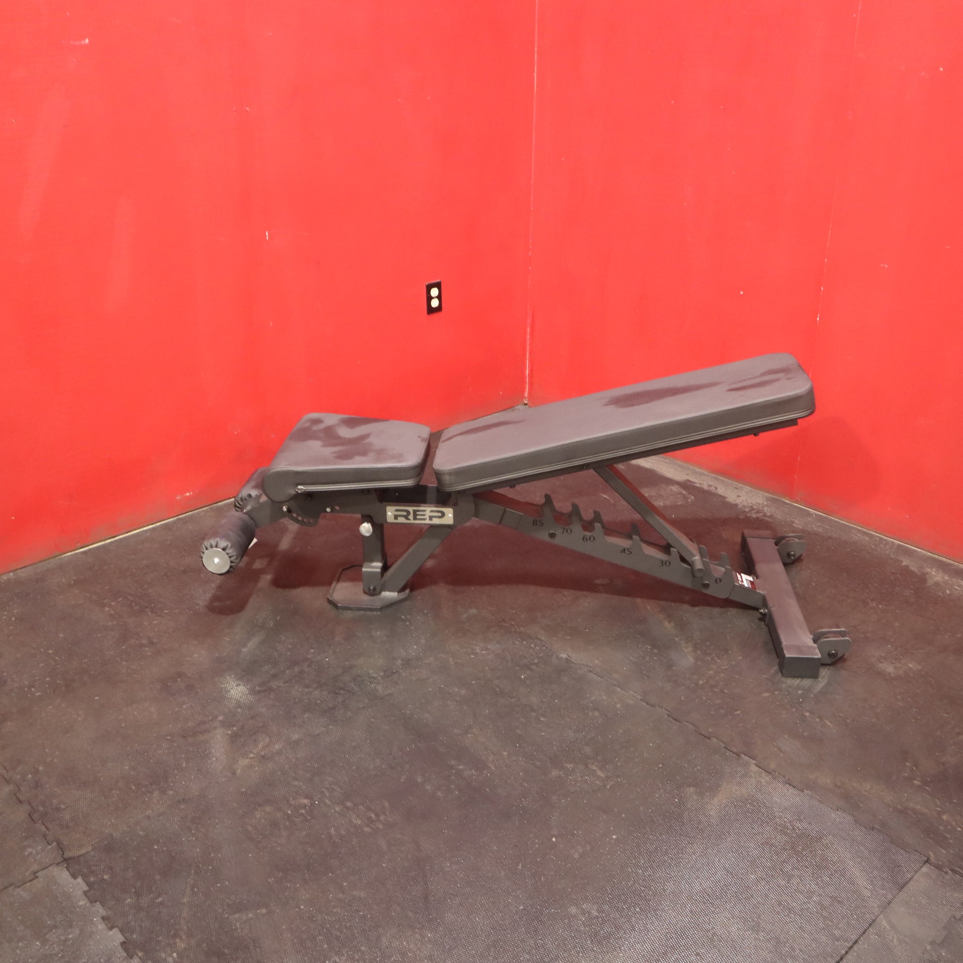 Rep Adjustable Bench (Remanufactured)