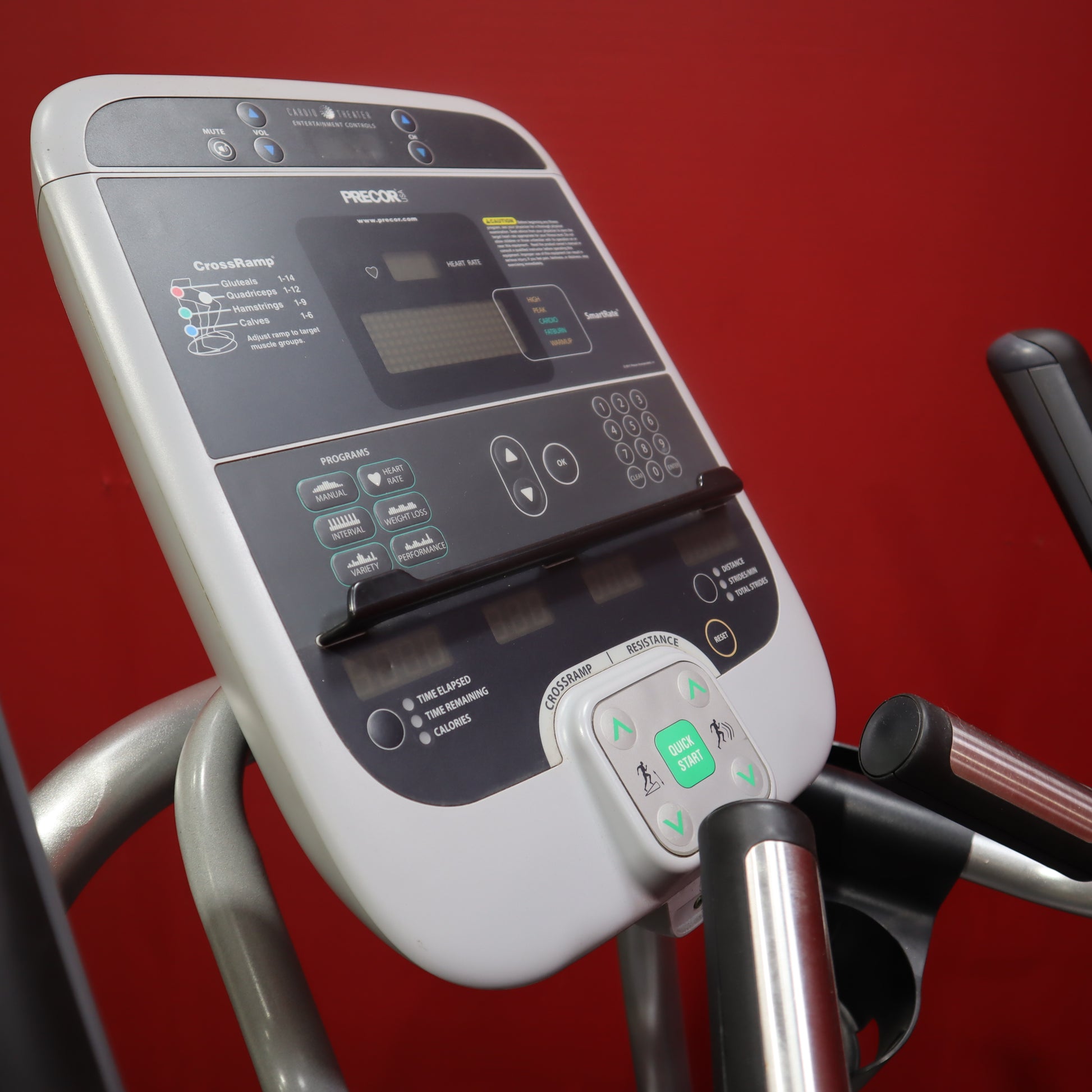 Precor EFX 536i Elliptical w/ Experience Console (Reacondicionado)