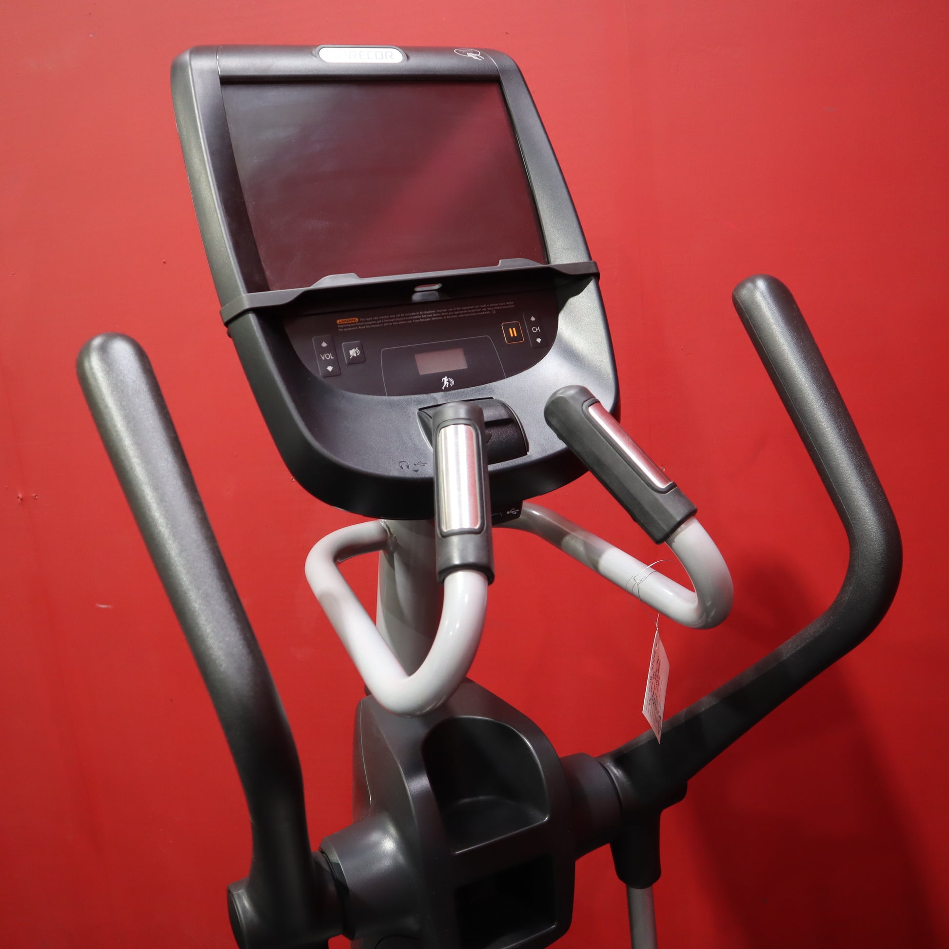 Precor EFX 781 Elliptical Trainer w/ P82 Display (Remanufactured)