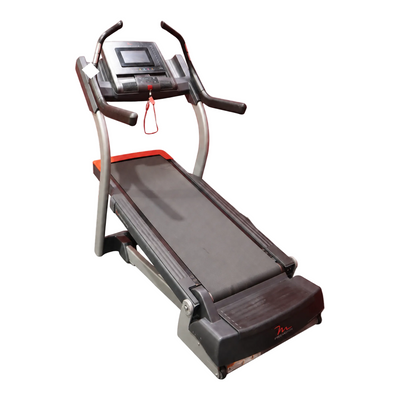 FreeMotion I11.9 Incline Trainer Treadmill transparent