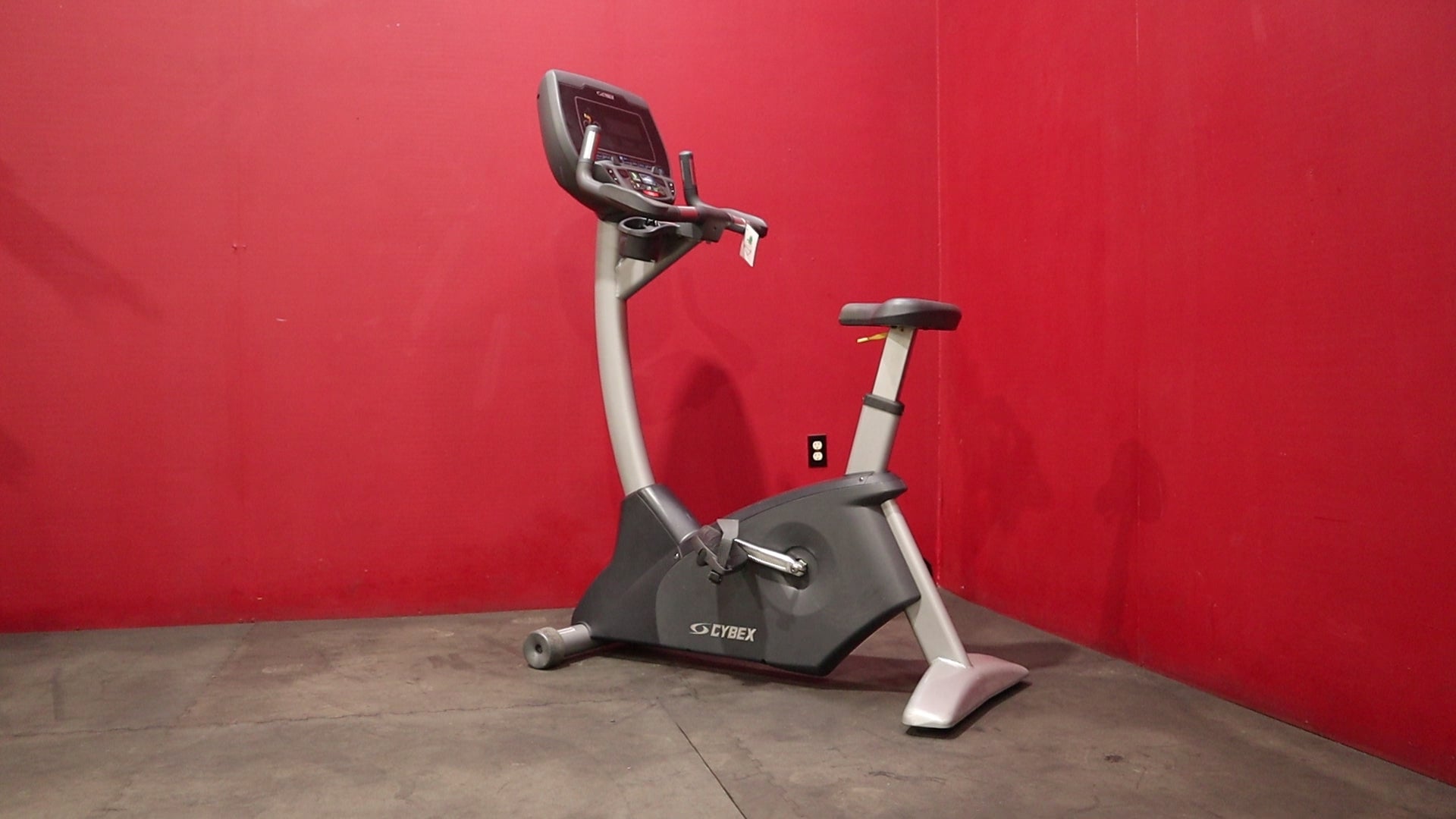Cybex 625c Upright Bike (Remanufactured)