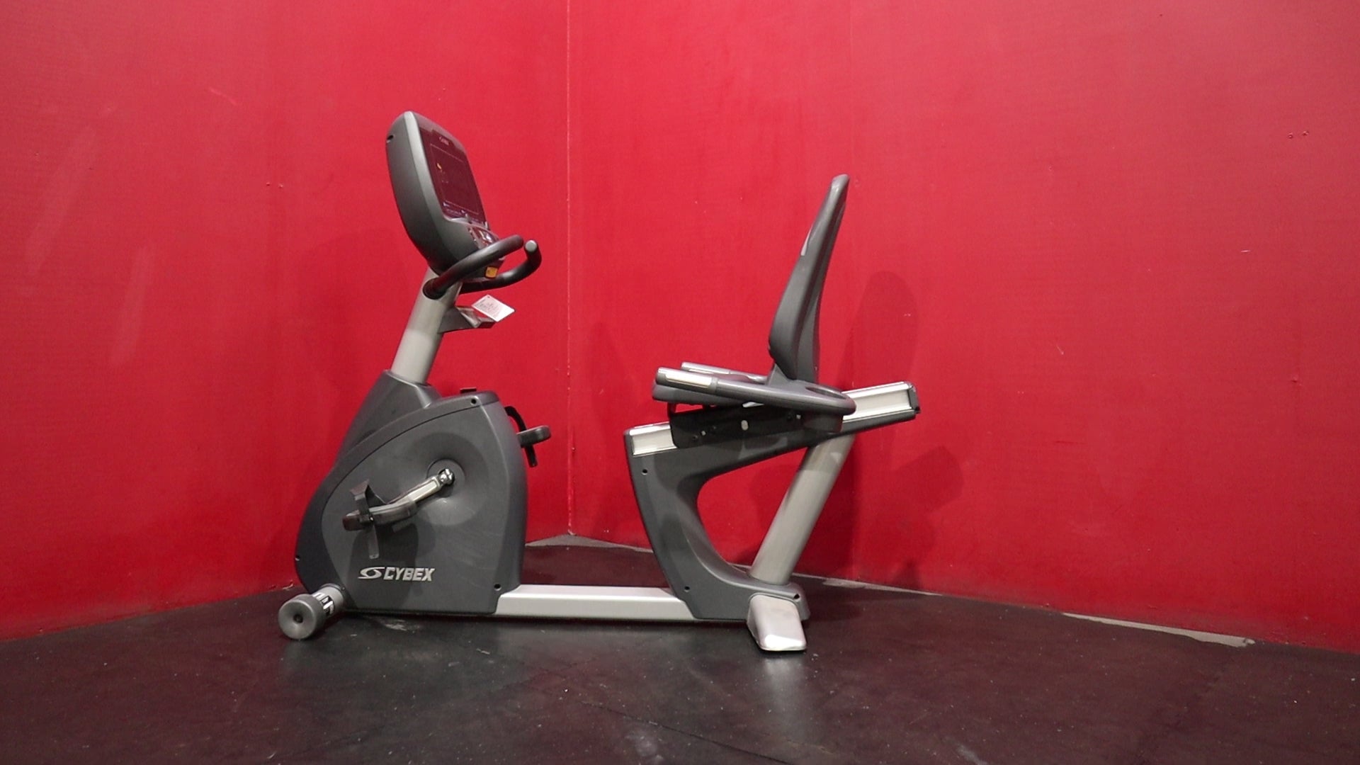 Cybex 625R Recumbent Bike (Remanufactured)