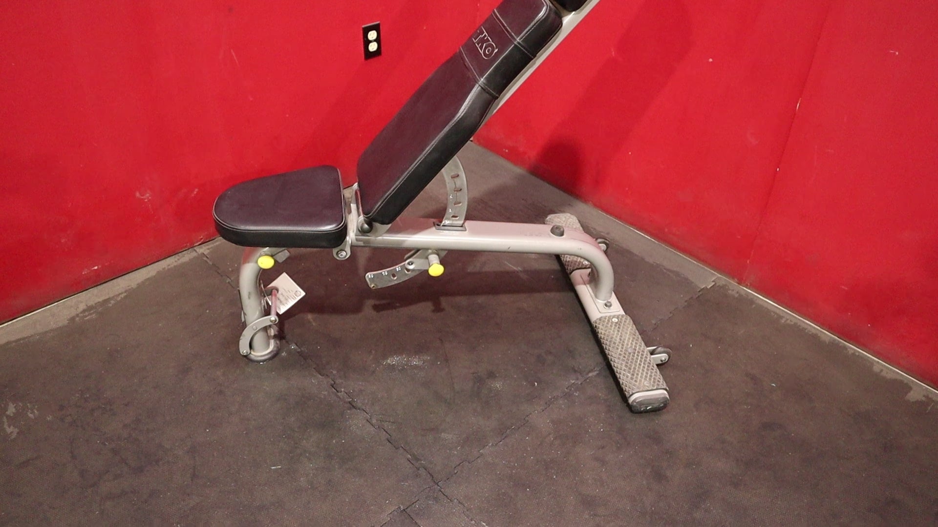 TKO Adjustable Bench (Remanufactured)