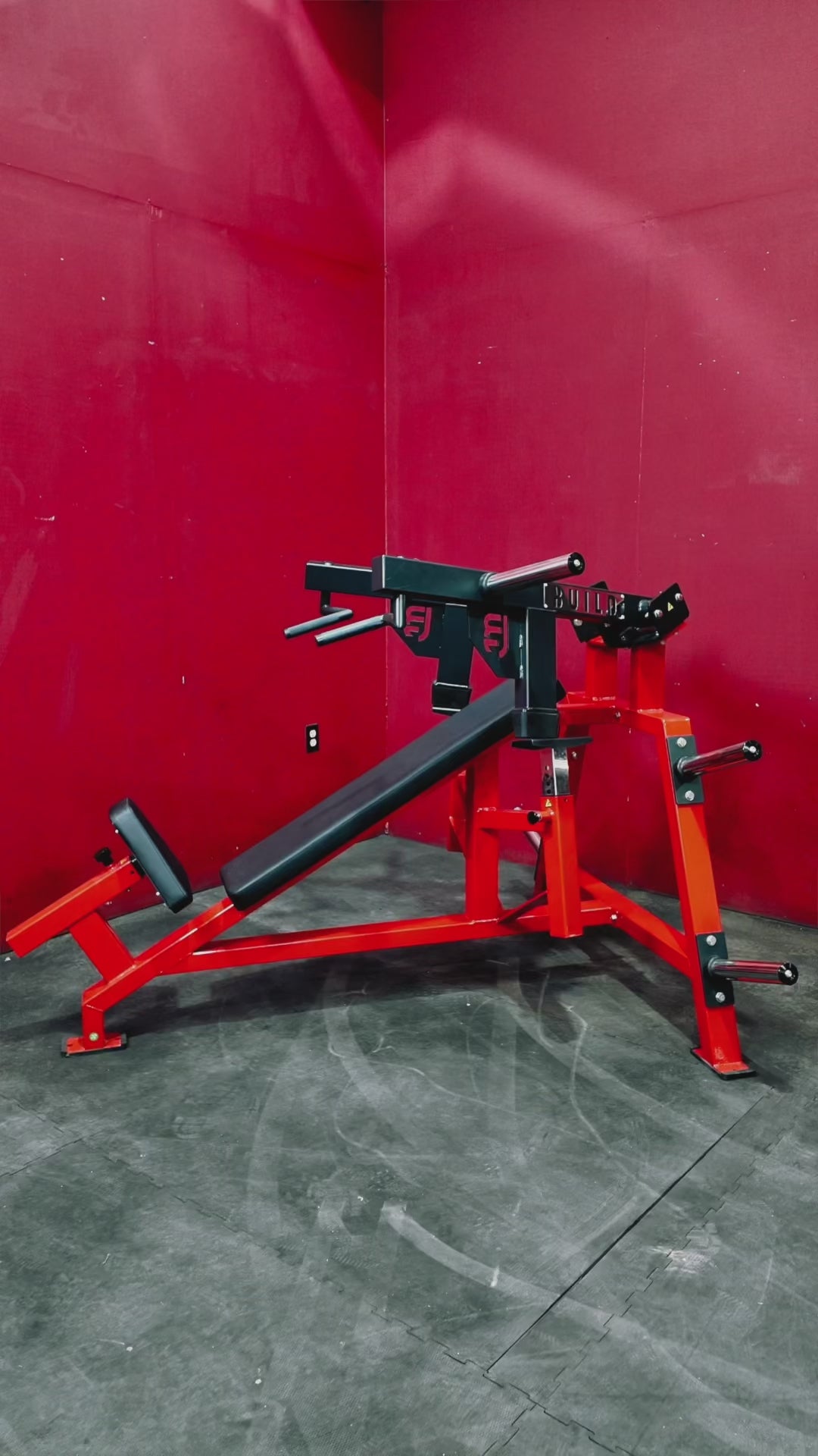 BUILD Plate Loaded Incline Chest Press (New)