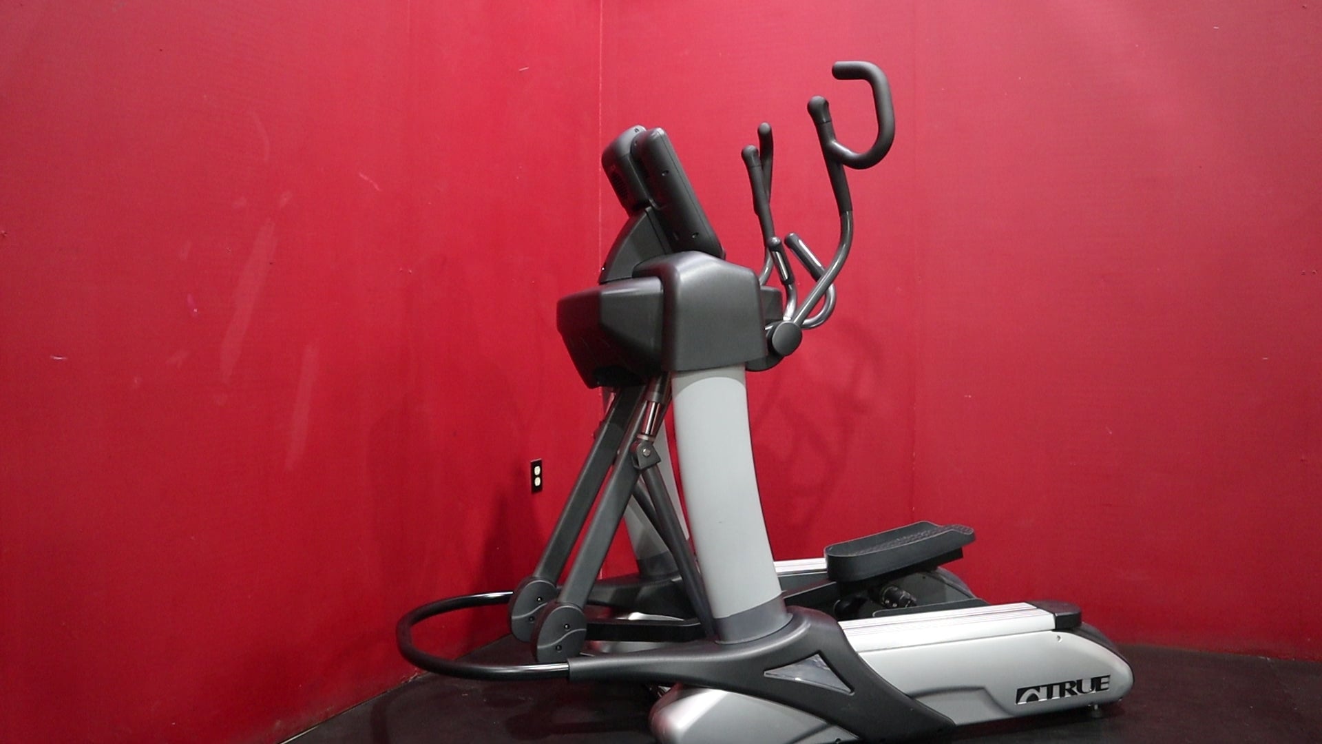 True Fitness XS1000 Elliptical (Remanufactured)