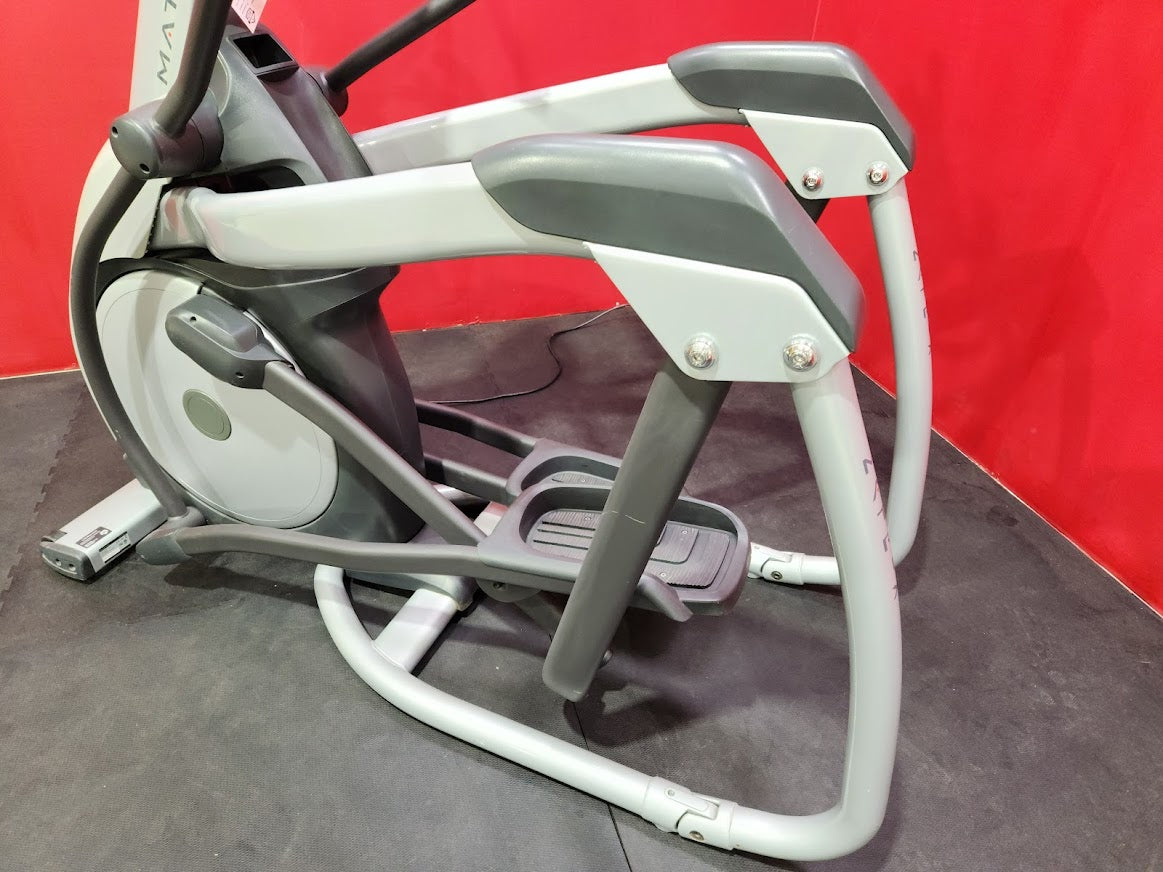 Matrix E-3x Suspension Elliptical Trainer (Remanufactured)