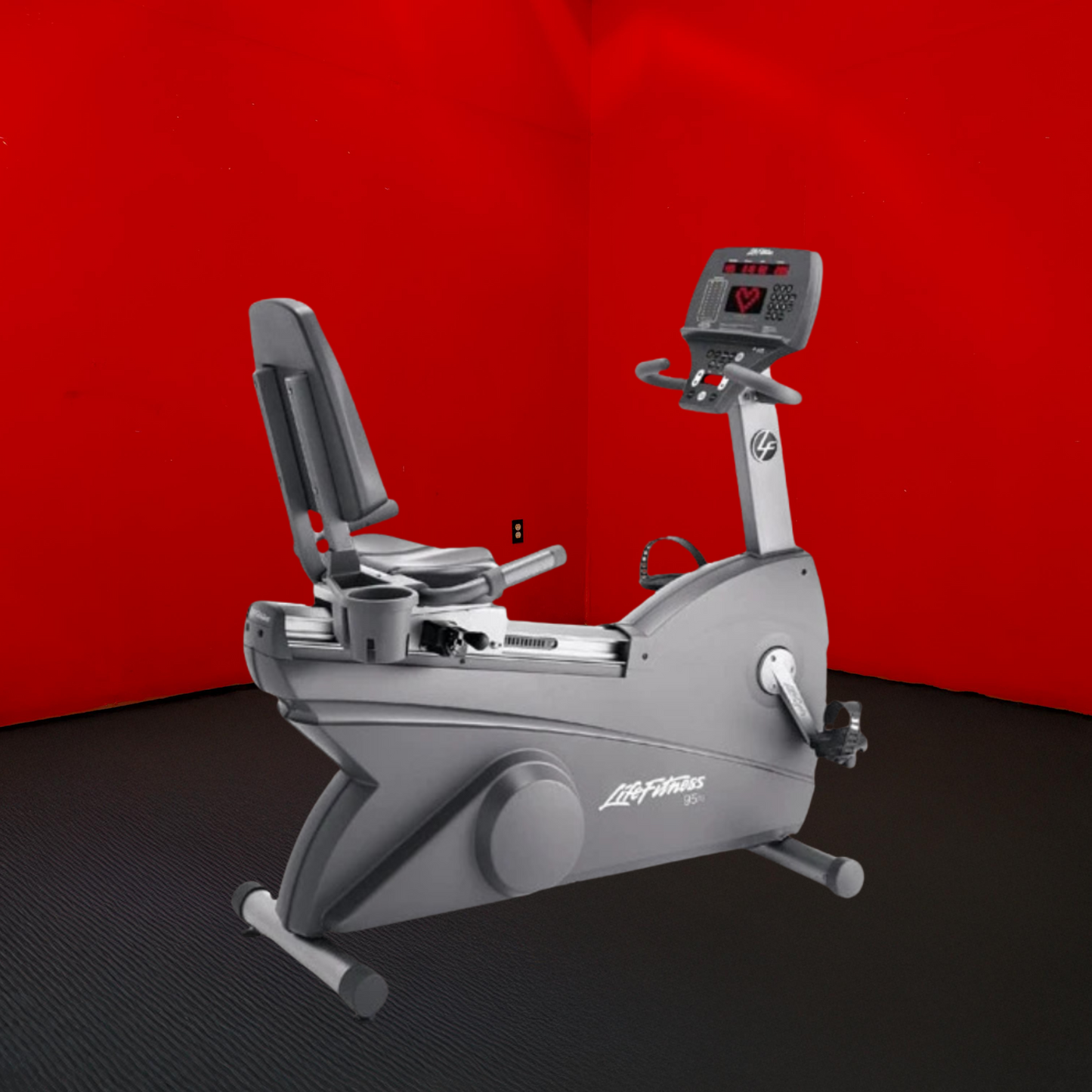 Life Fitness 95Ri Recumbent Bike (Remanufactured)