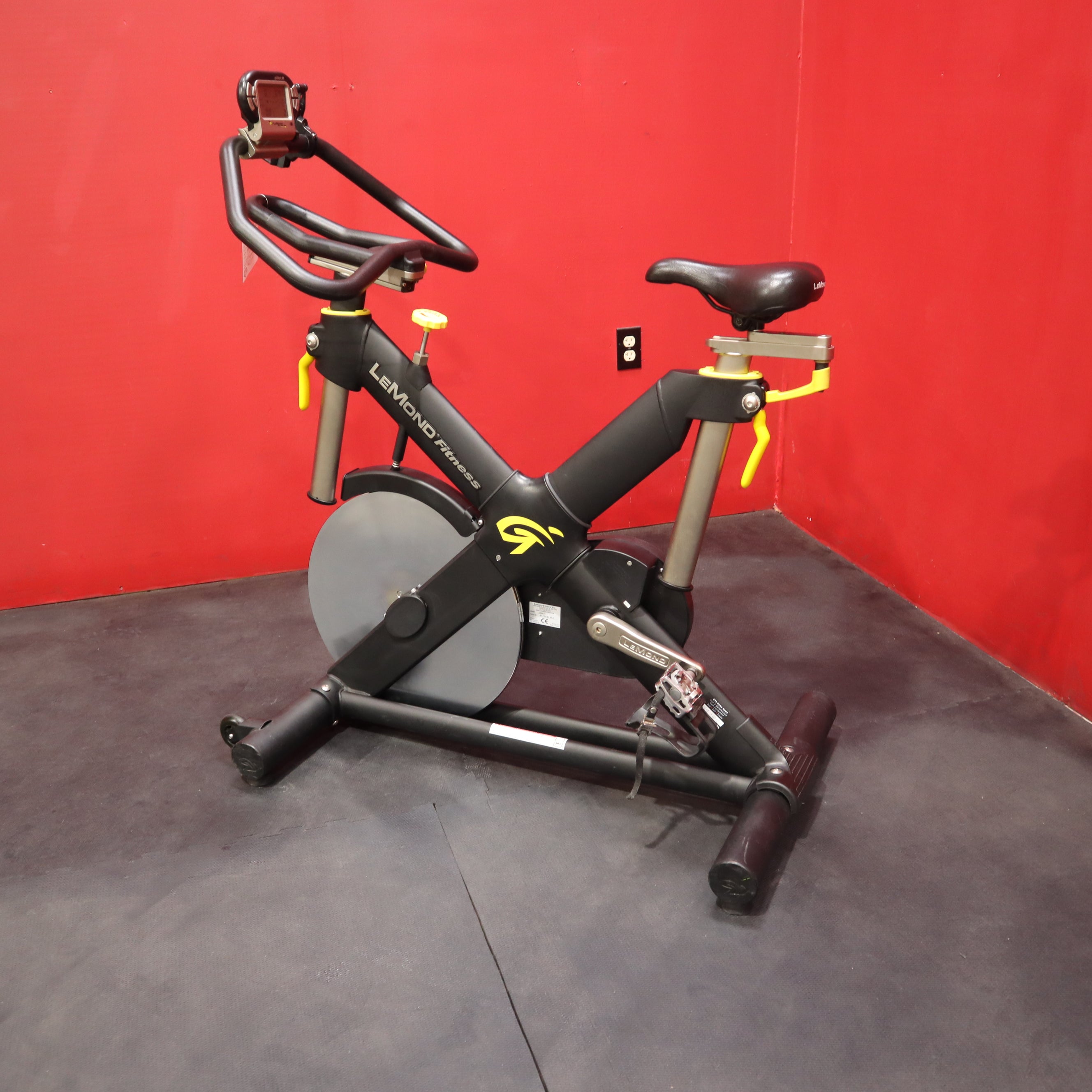 Life fitness best sale lemond revmaster