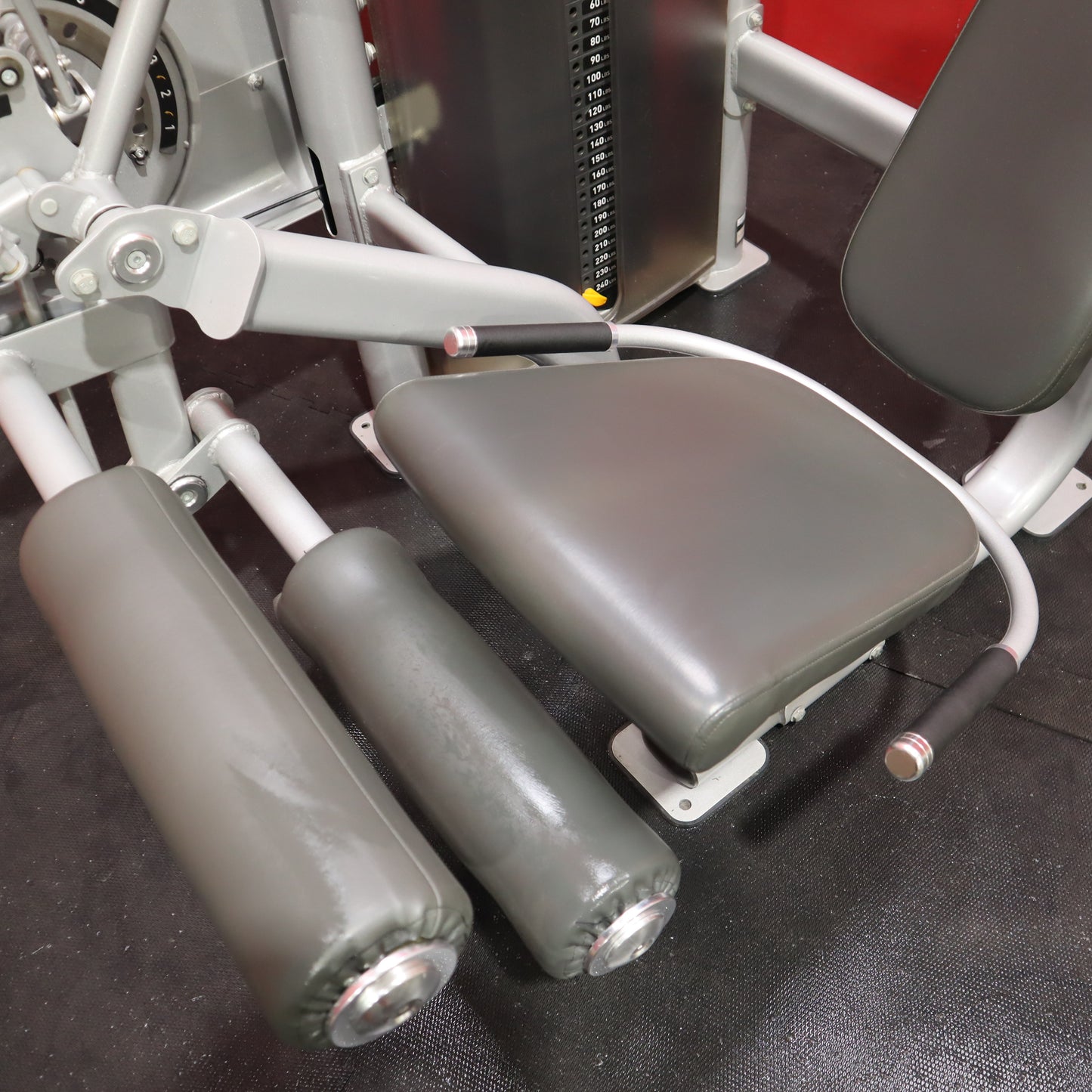 Precor Vitality Series Leg Extension Leg Curl 20031 (Refurbished)