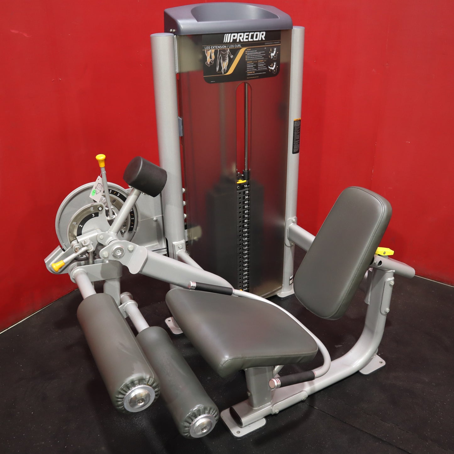 Precor Vitality Series Leg Extension Leg Curl 20031 (Refurbished)