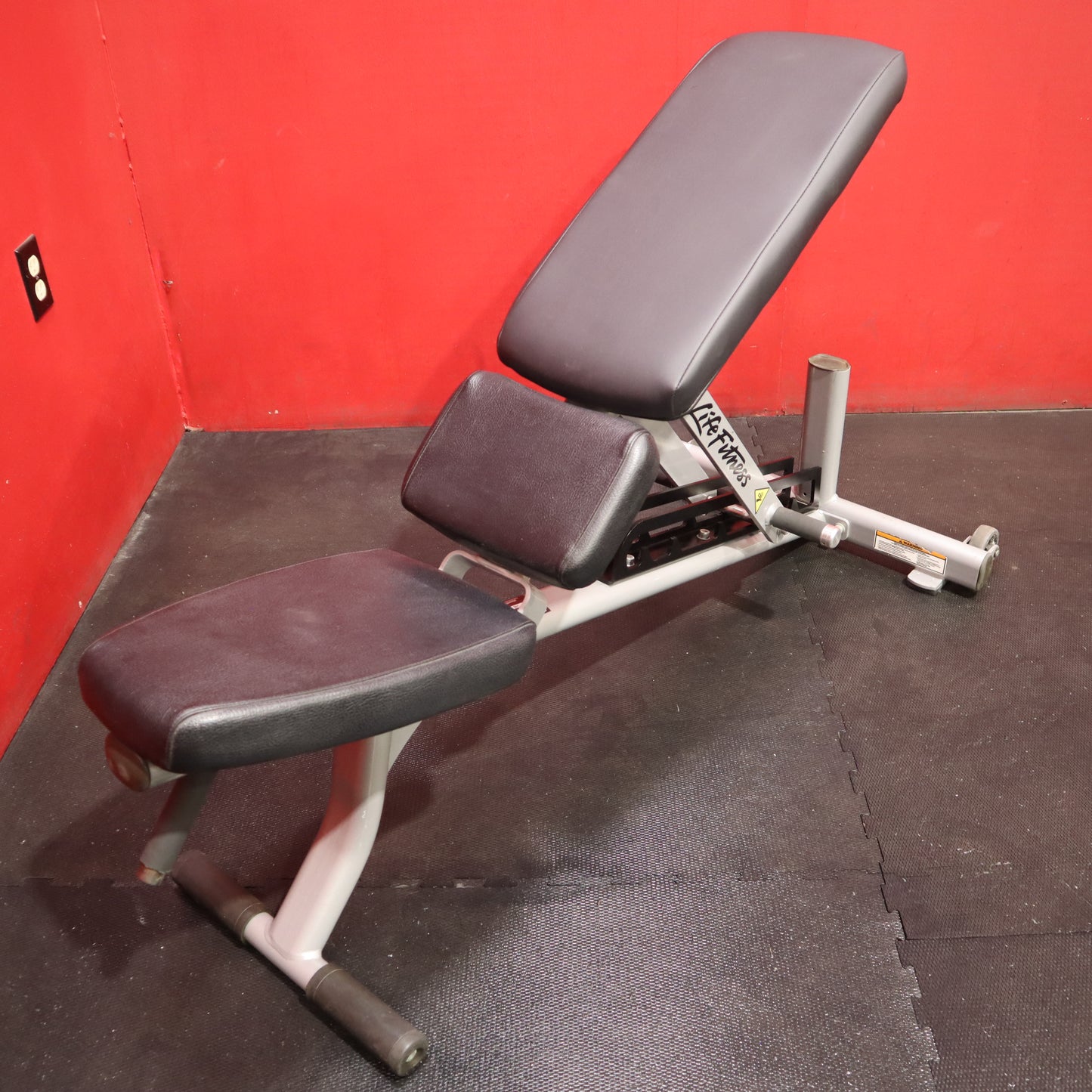 Life Fitness Multi Adjust Bench (Used)