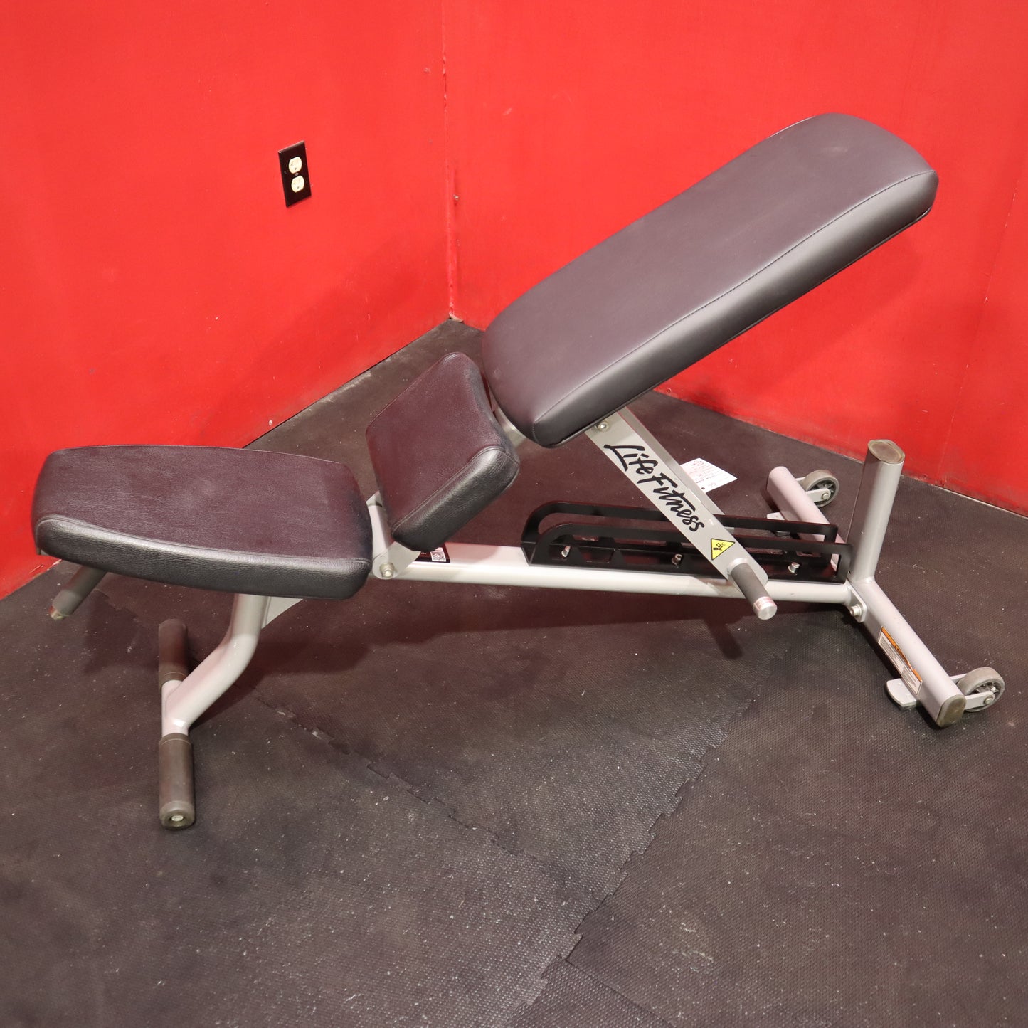 Life Fitness Multi Adjust Bench (Used)