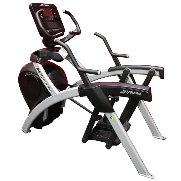 Life Fitness INTLS Lower Body Arc Trainer (Remanufactured)