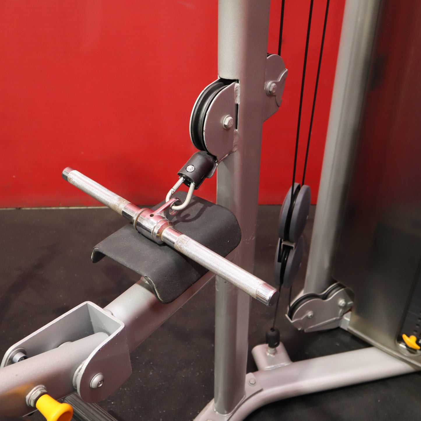 Precor Vitality Series Lat Pulldown / Row (Refurbished)