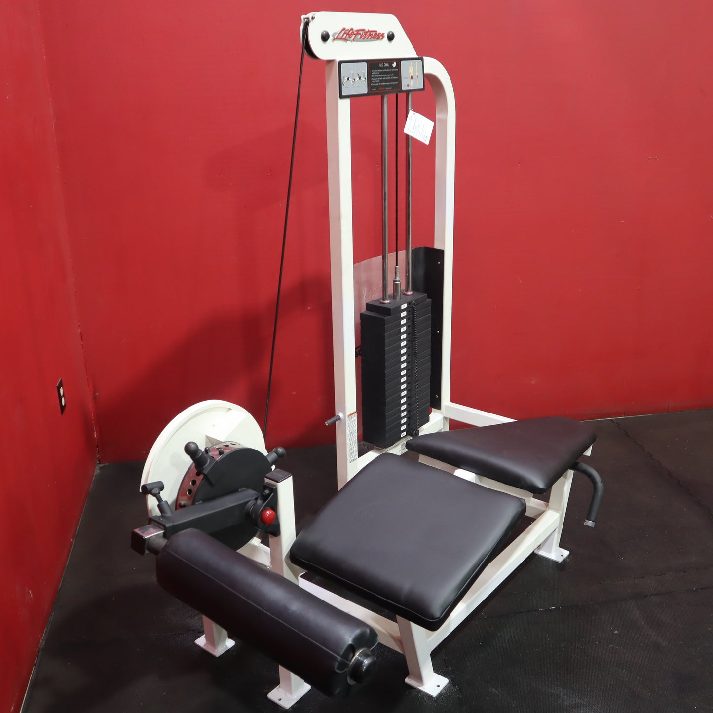 Life Fitness Prone Leg Curl (Refurbished)