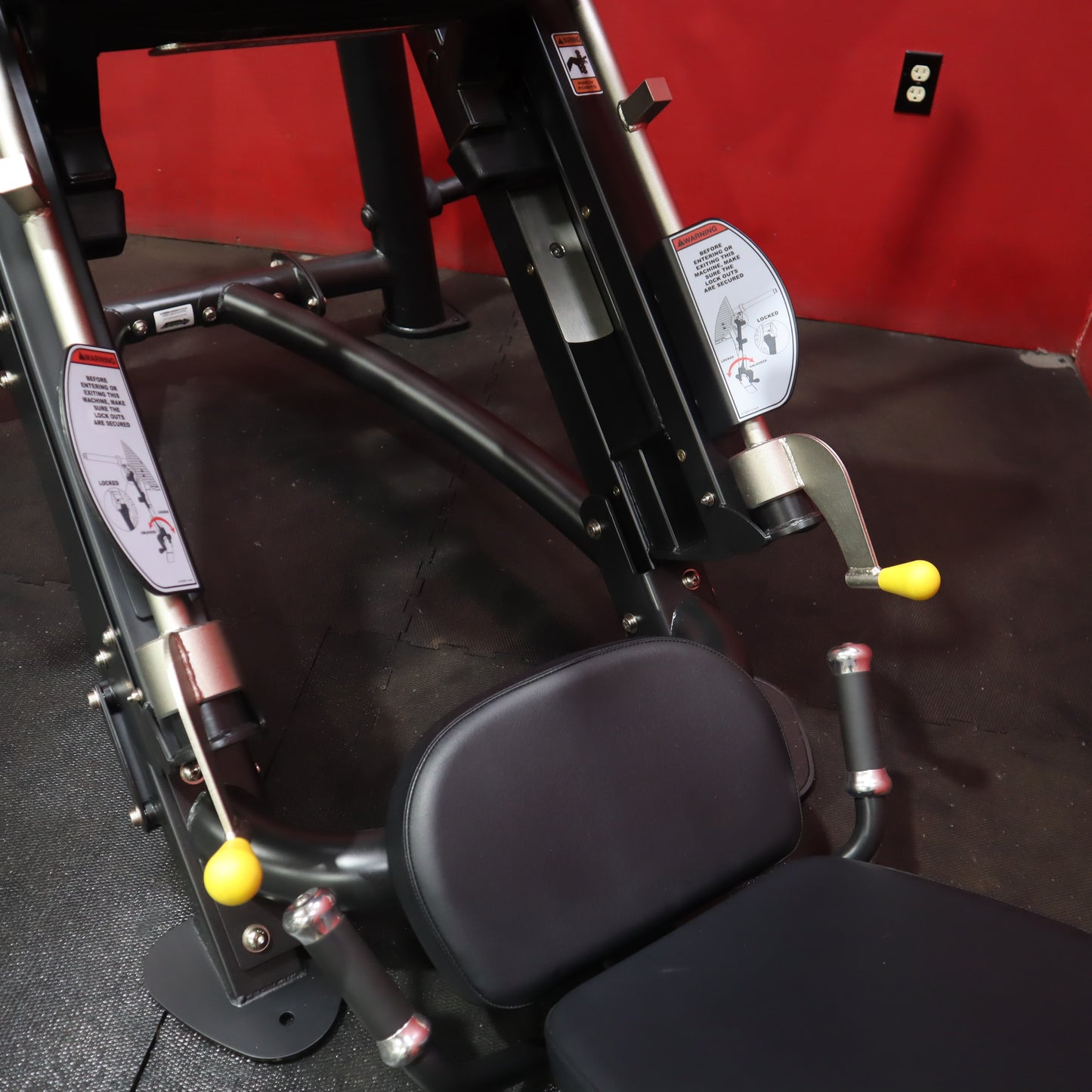 Hoist Linear Leg Press (Refurbished)