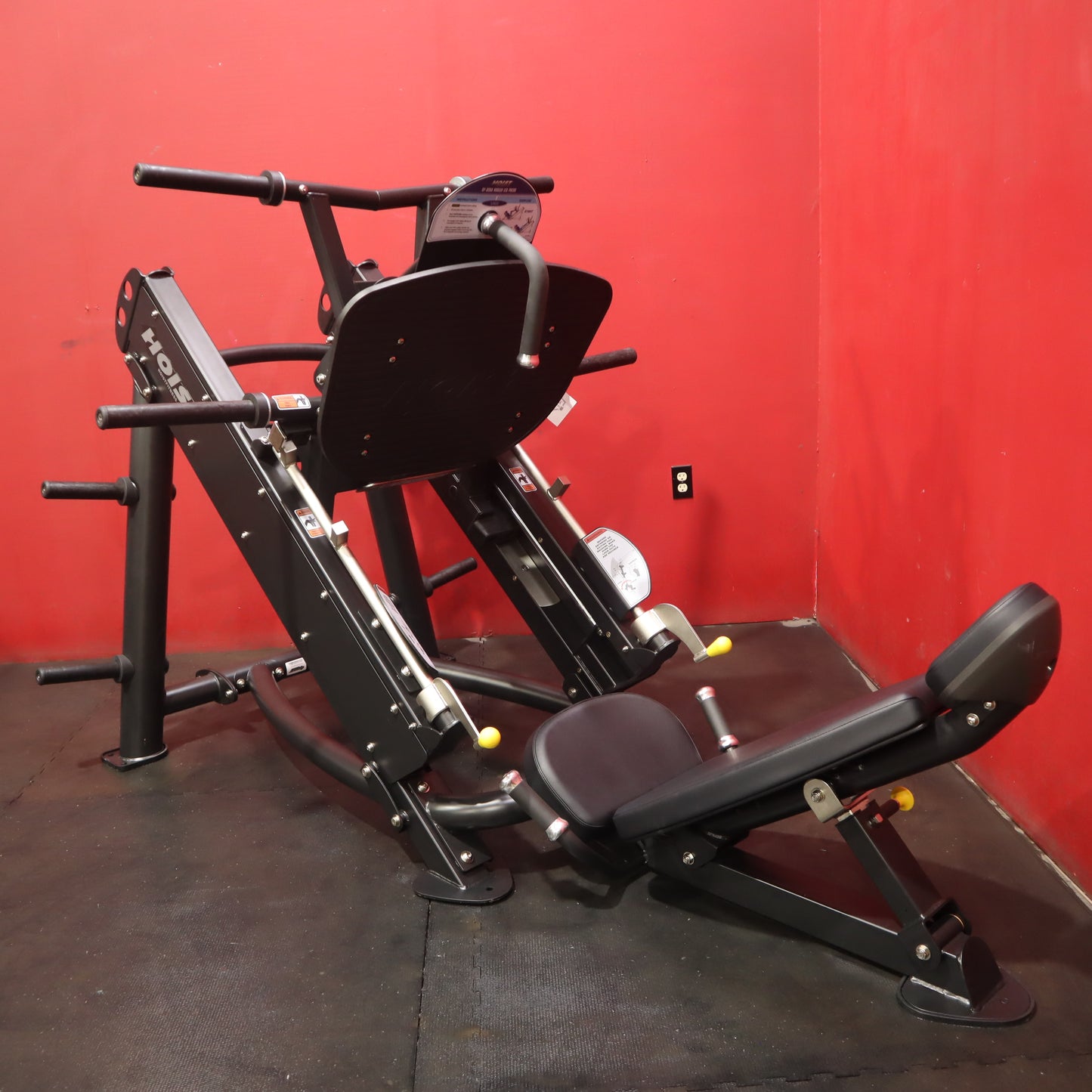 Hoist HD Strength Machine Bundle (Refurbished)