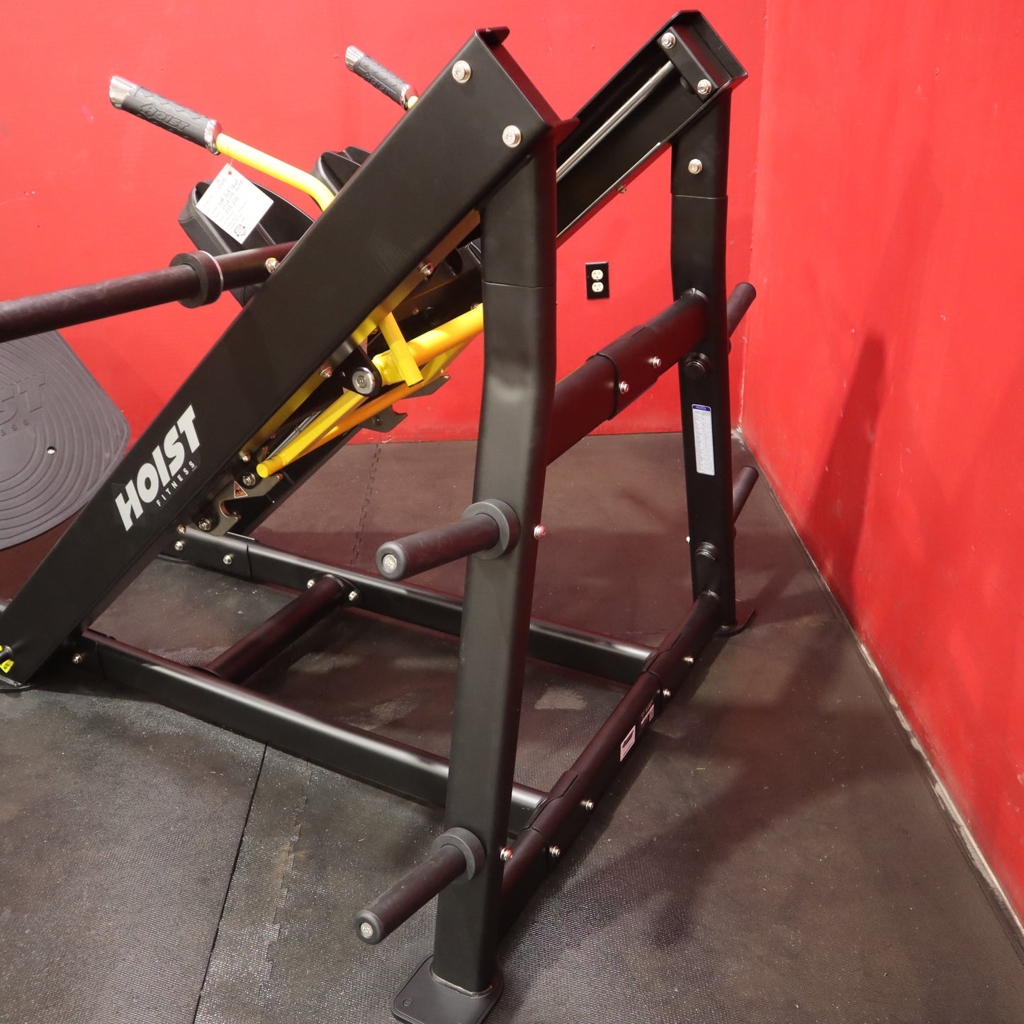 Hoist Fitness CF-3356 Hack Squat (Refurbished)