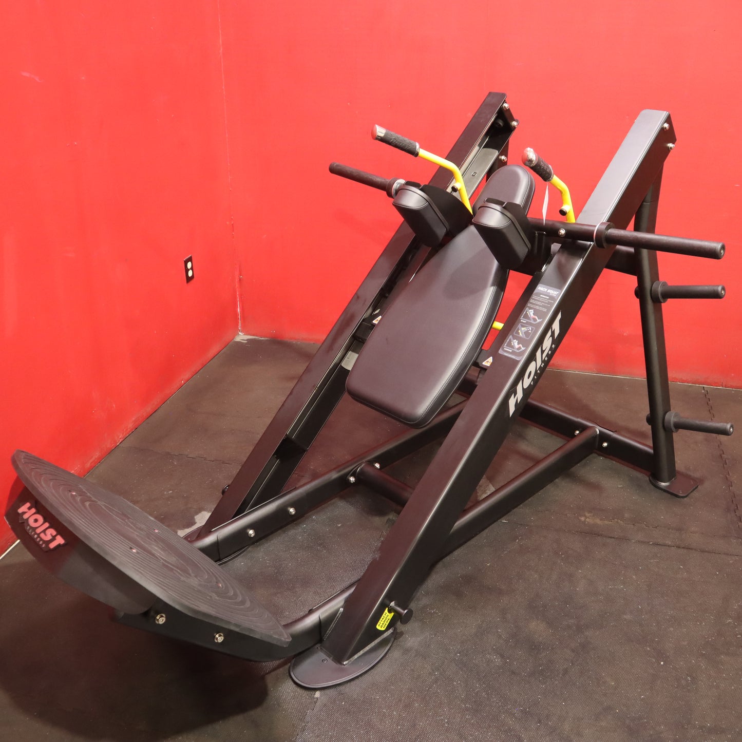 Hoist Fitness CF-3356 Hack Squat (Refurbished)