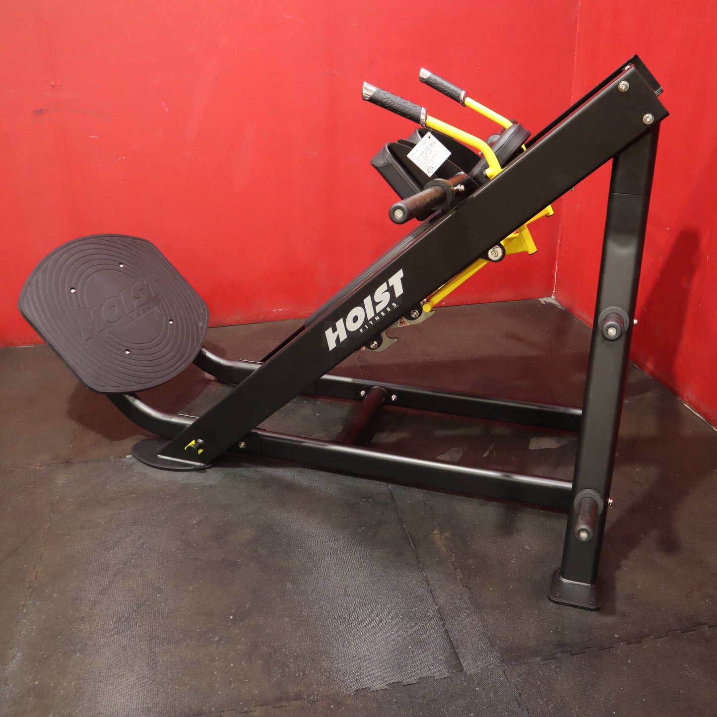 Hoist Fitness CF-3356 Hack Squat (Refurbished)