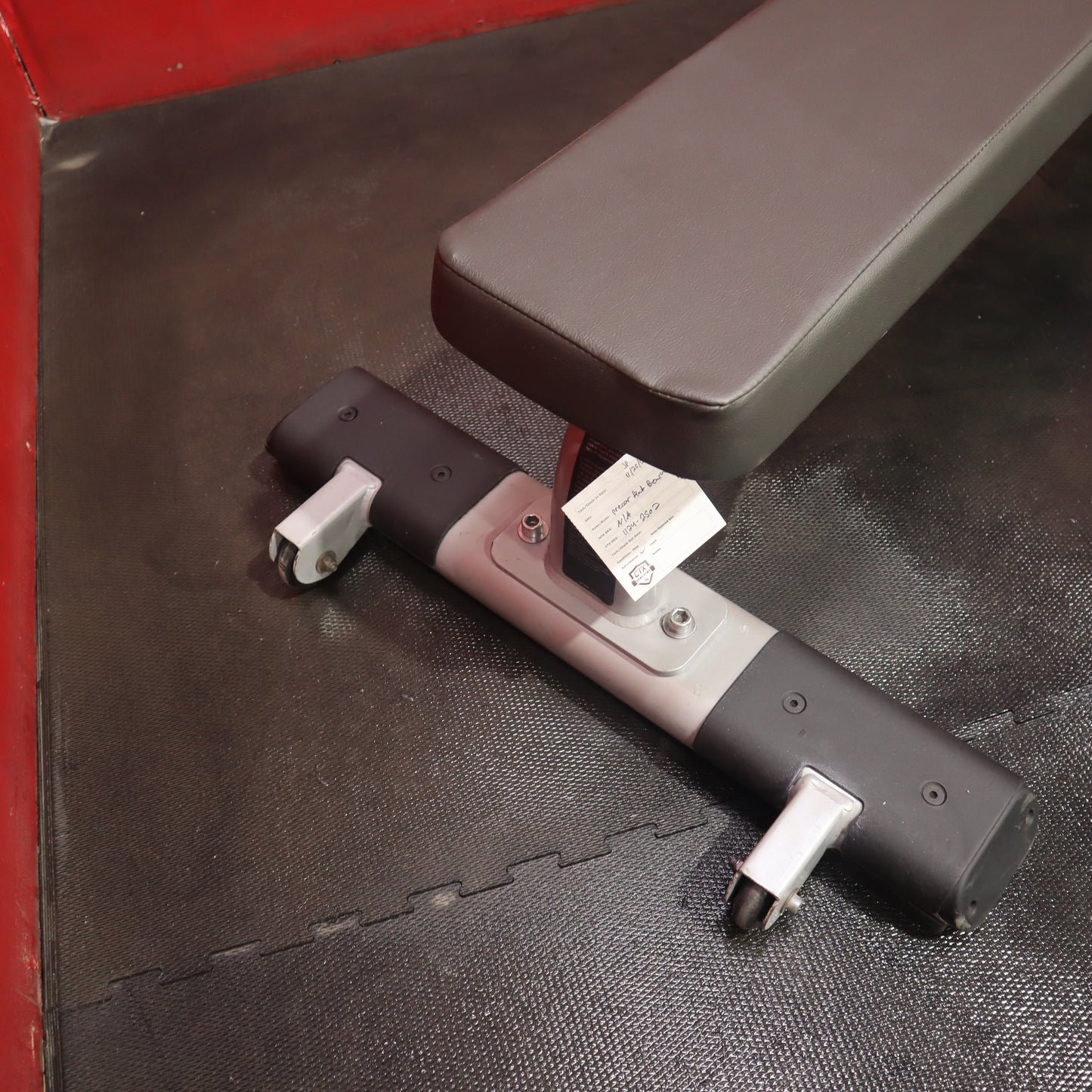 Precor Flat Bench (Refurbished)