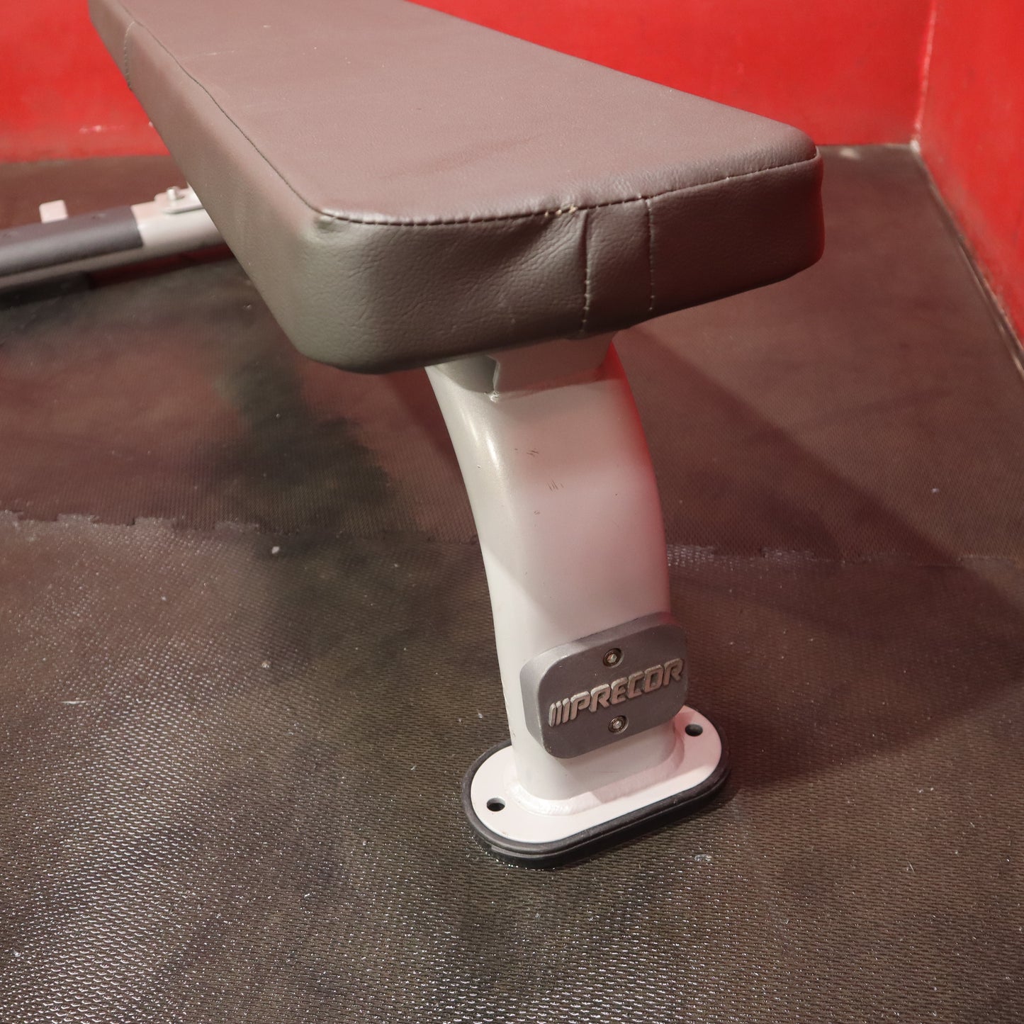 Precor Flat Bench (Refurbished)