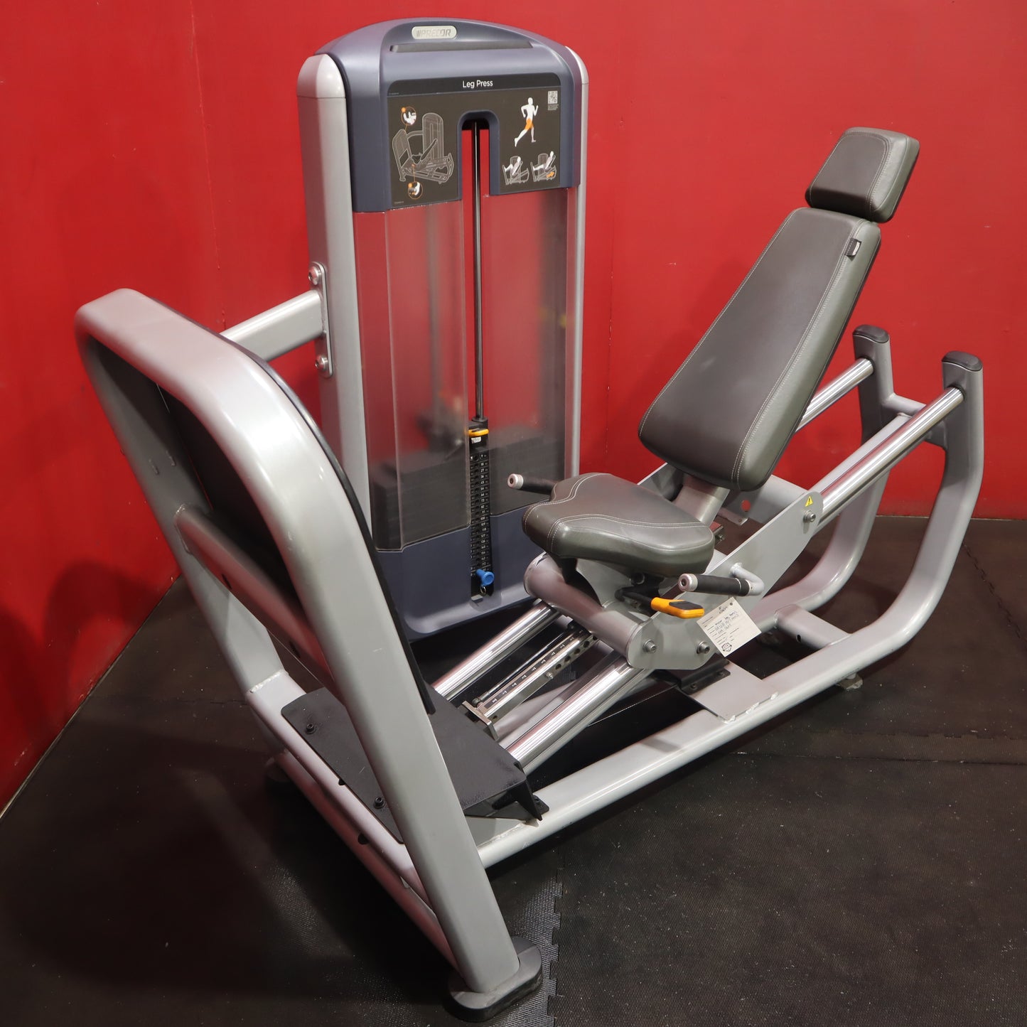 Precor Discovery Series Leg Press (Refurbished)