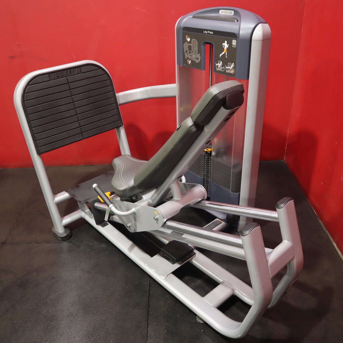 Precor Discovery Series Leg Press (Refurbished)