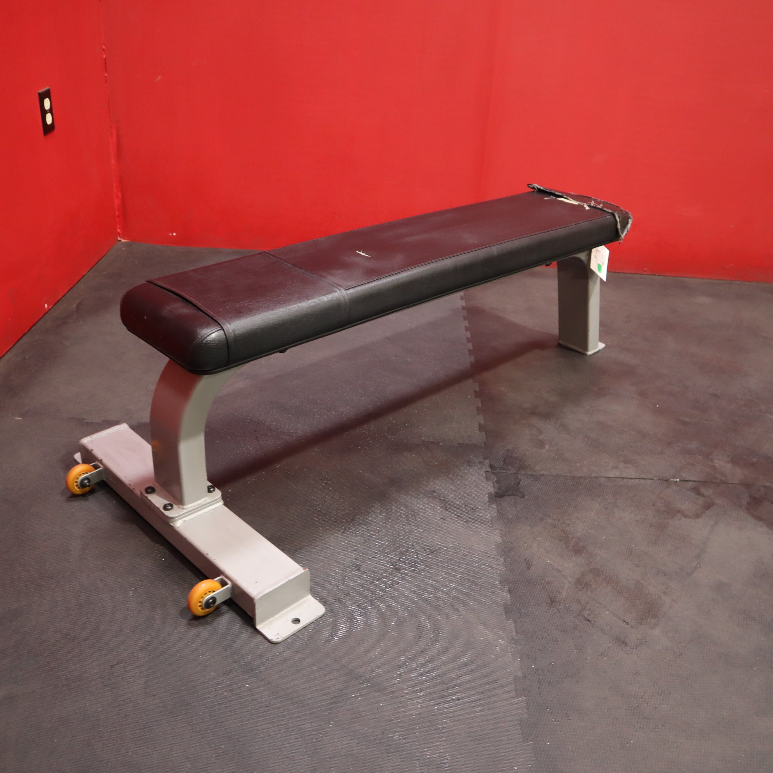 Precor Icarian Flat Bench Used CTX Home Gyms