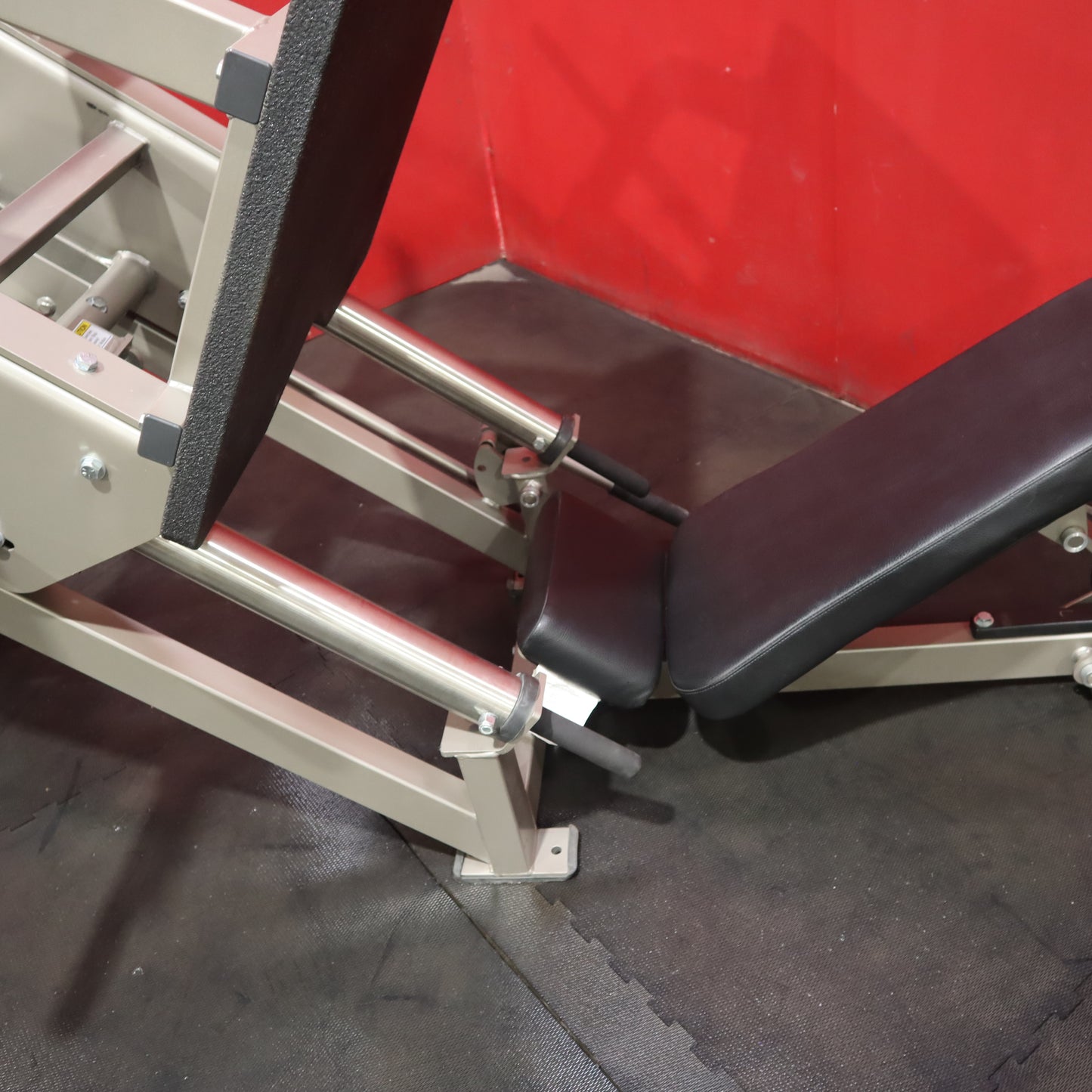 Hammer Strength Linear Leg Press (Refurbished)