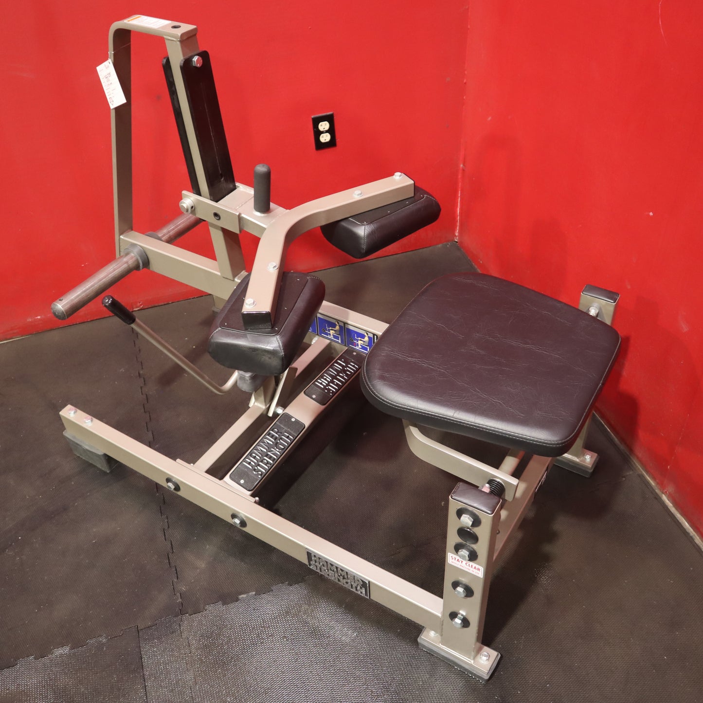 Hammer Strength Seated Calf (Refurbished)