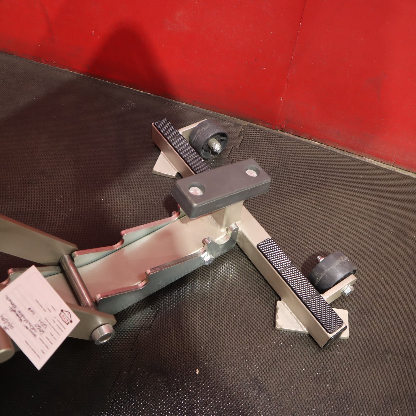 Hammer Strength Adjustable Bench (Refurbished)