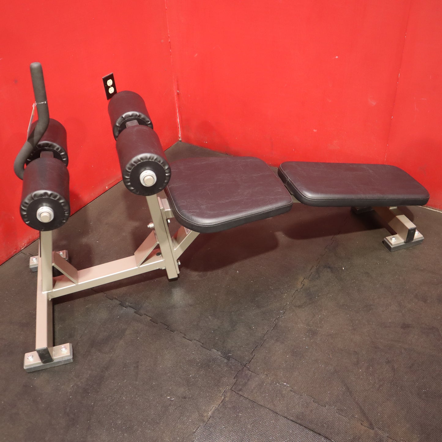 Hammer Strength Decline/Abdominal Bench (Refurbished)