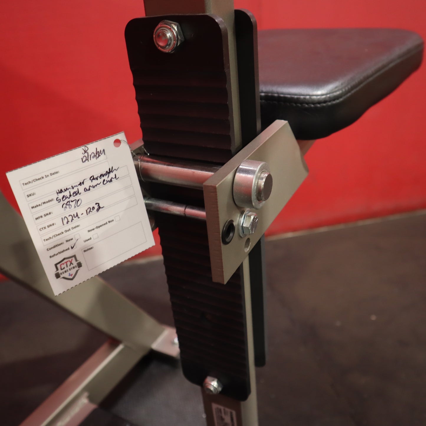 Hammer Strength Seated Arm Curl (Refurbished)