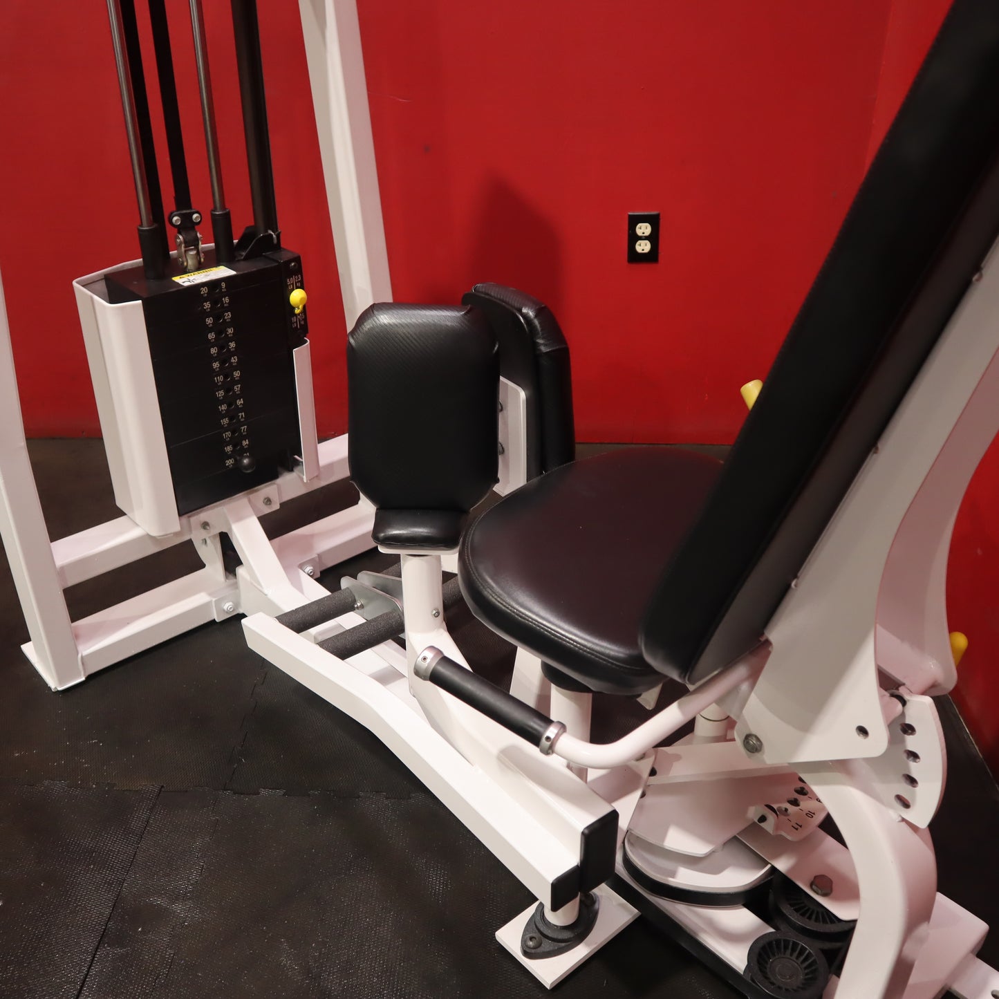 Nautilus Nitro Hip Abduction/Adduction (Refurbished)