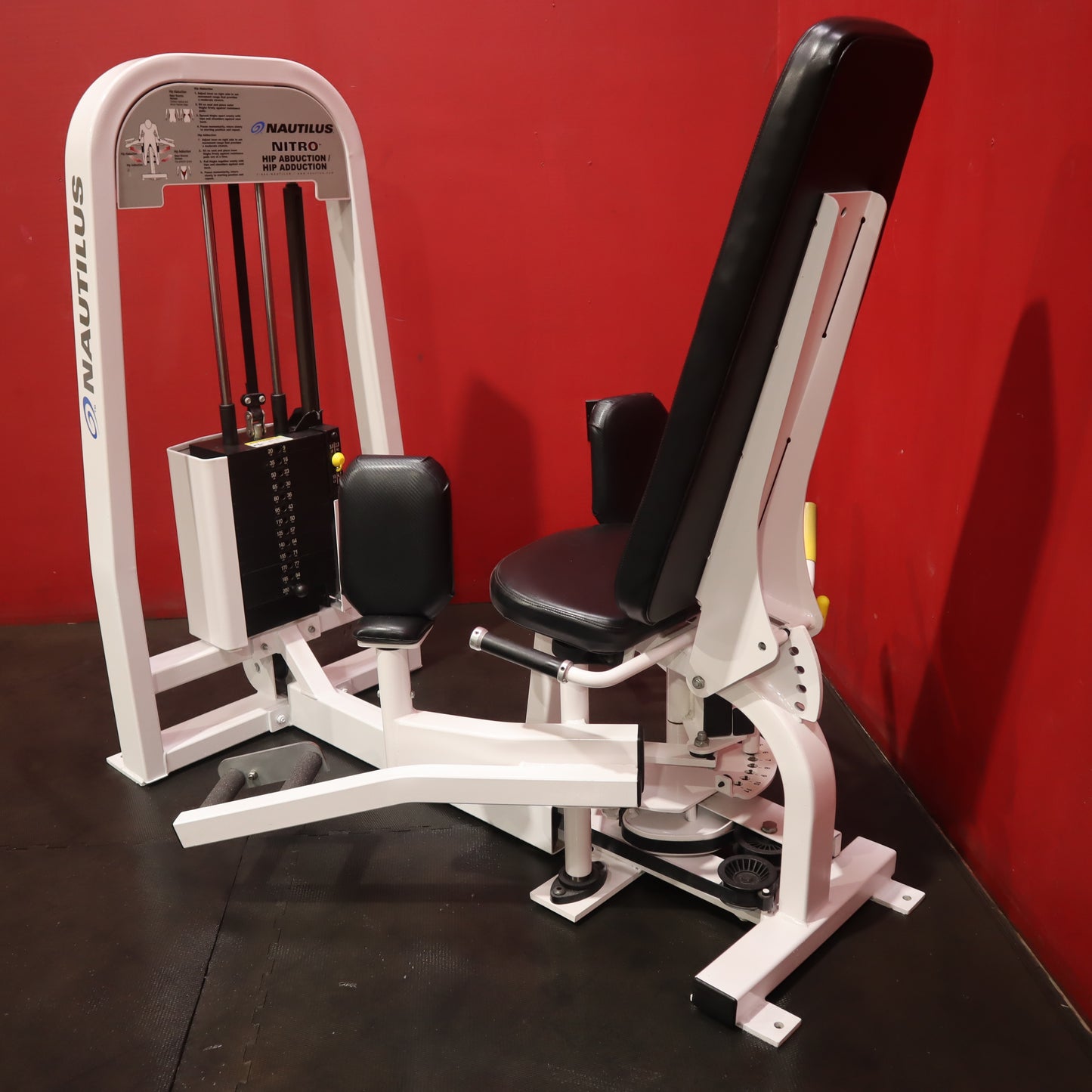 Nautilus Nitro Hip Abduction/Adduction (Refurbished)