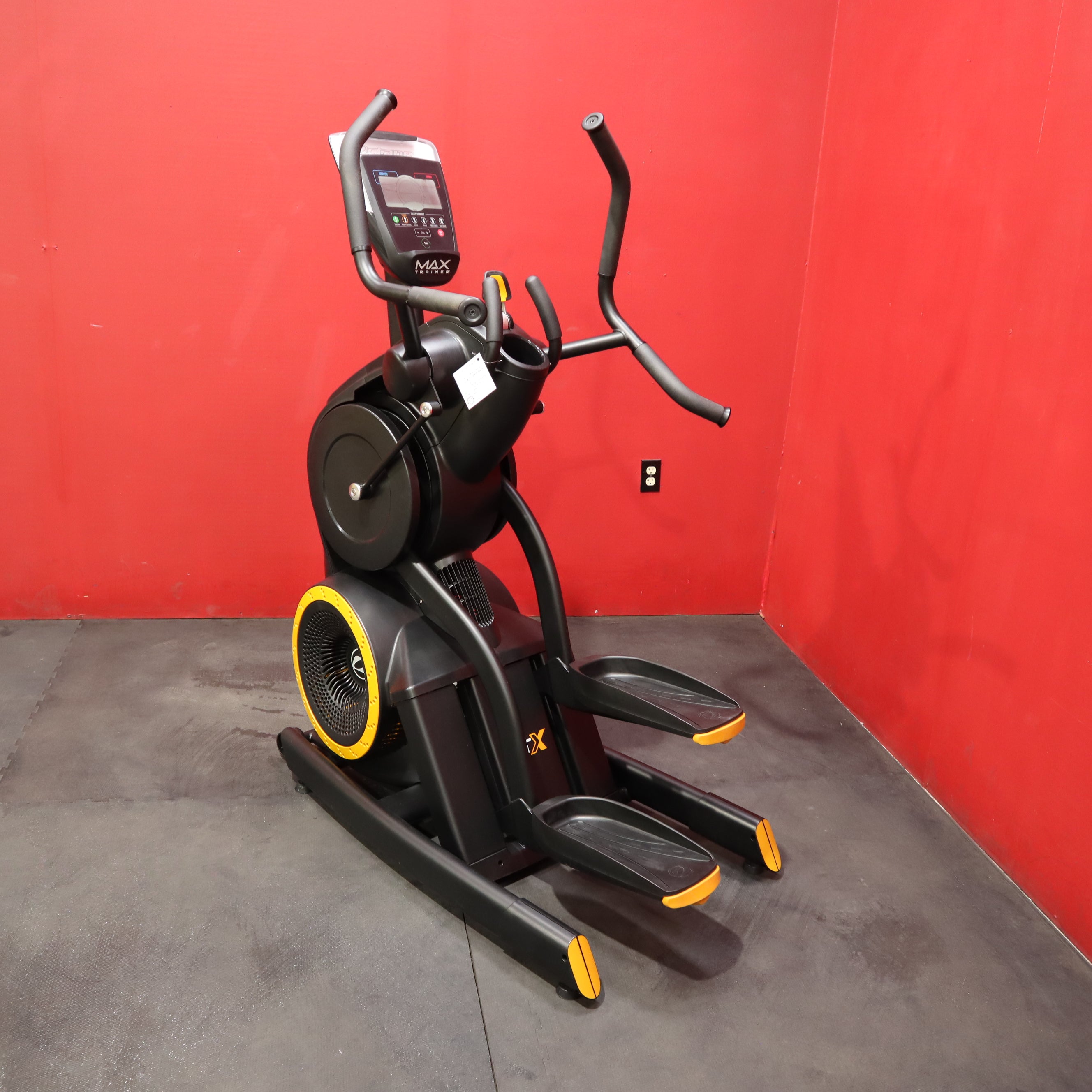 Max trainer best sale octane fitness