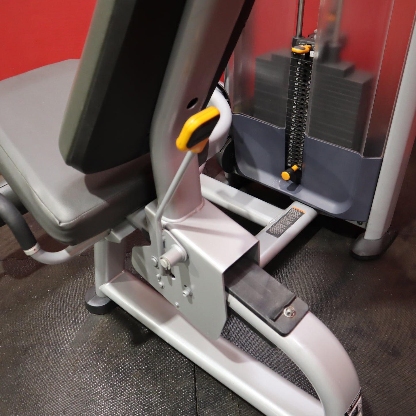 Precor Leg Extension (Refurbished)