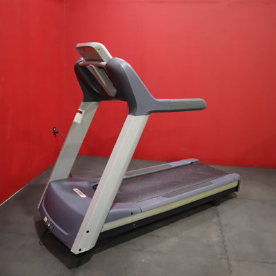 Precor TRM 833 Treadmill w/P30 console (Remanufactured)